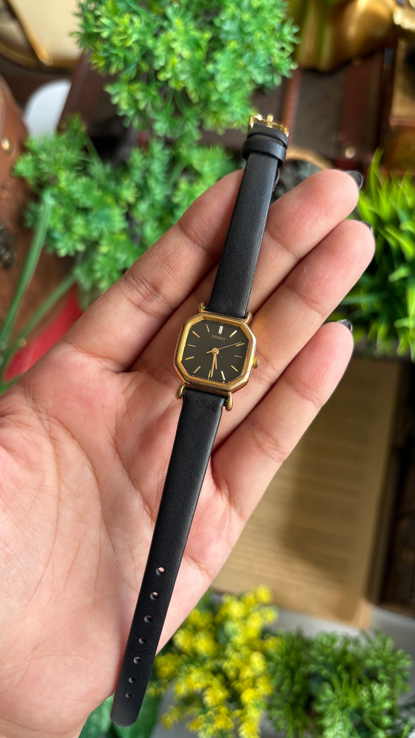 Vintage Seiko Watch in Black Leather Strap Black Dial