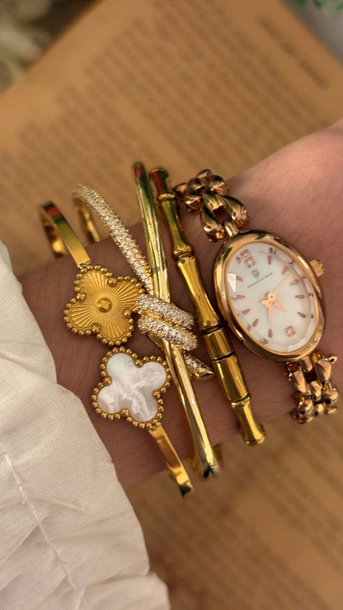 Vintage Samantha Silva Oval Dial Special Cut Glass Watch in Rose Gold Tone Quartz