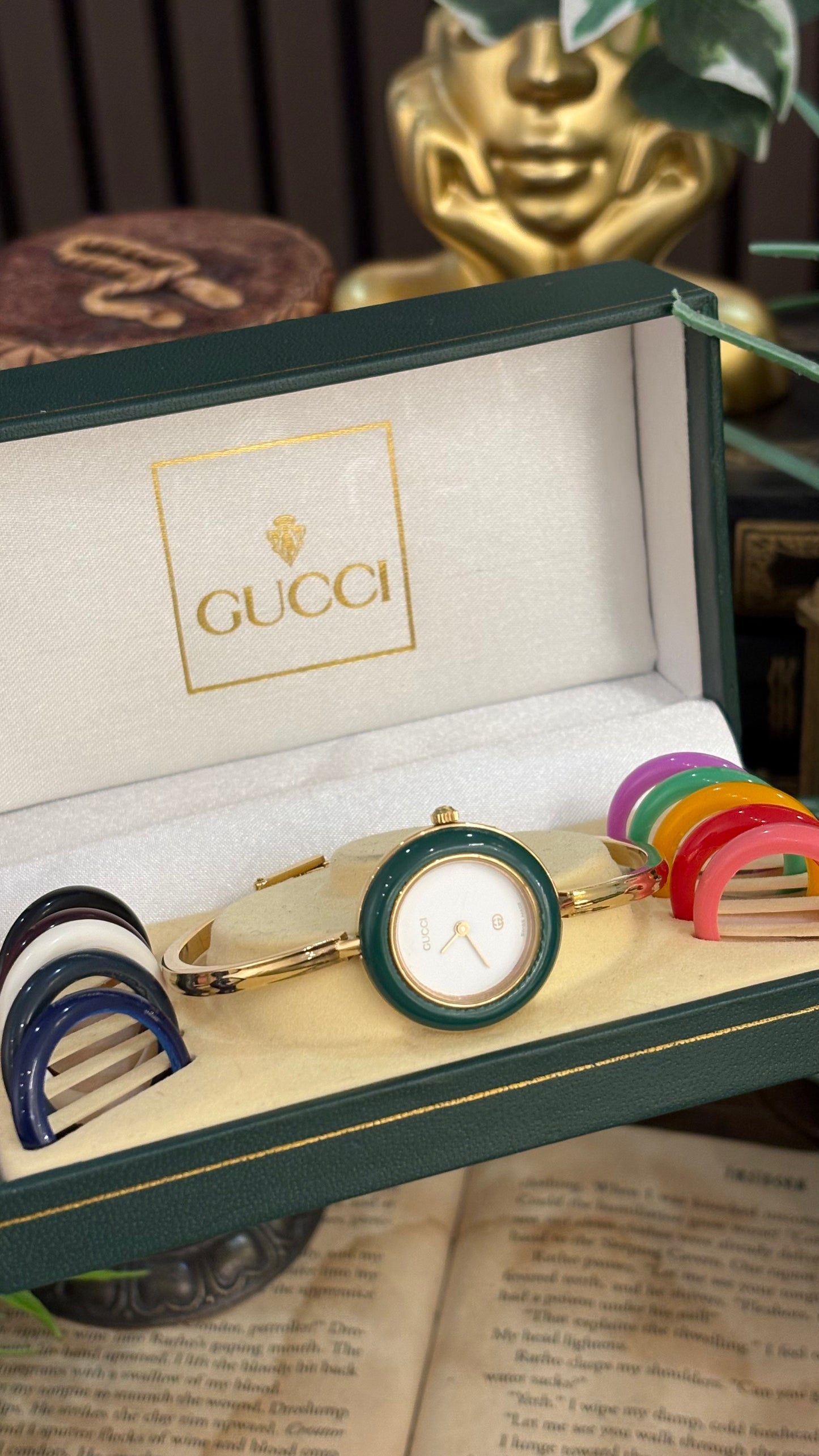 Extremely Rare Gucci Interchangeable Bezel Bangle Watch Set in Gold Tone Quartz Swiss