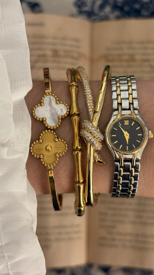 Vintage Citizen in Black Dial Classic Dress Watch in Two-Tone Quartz