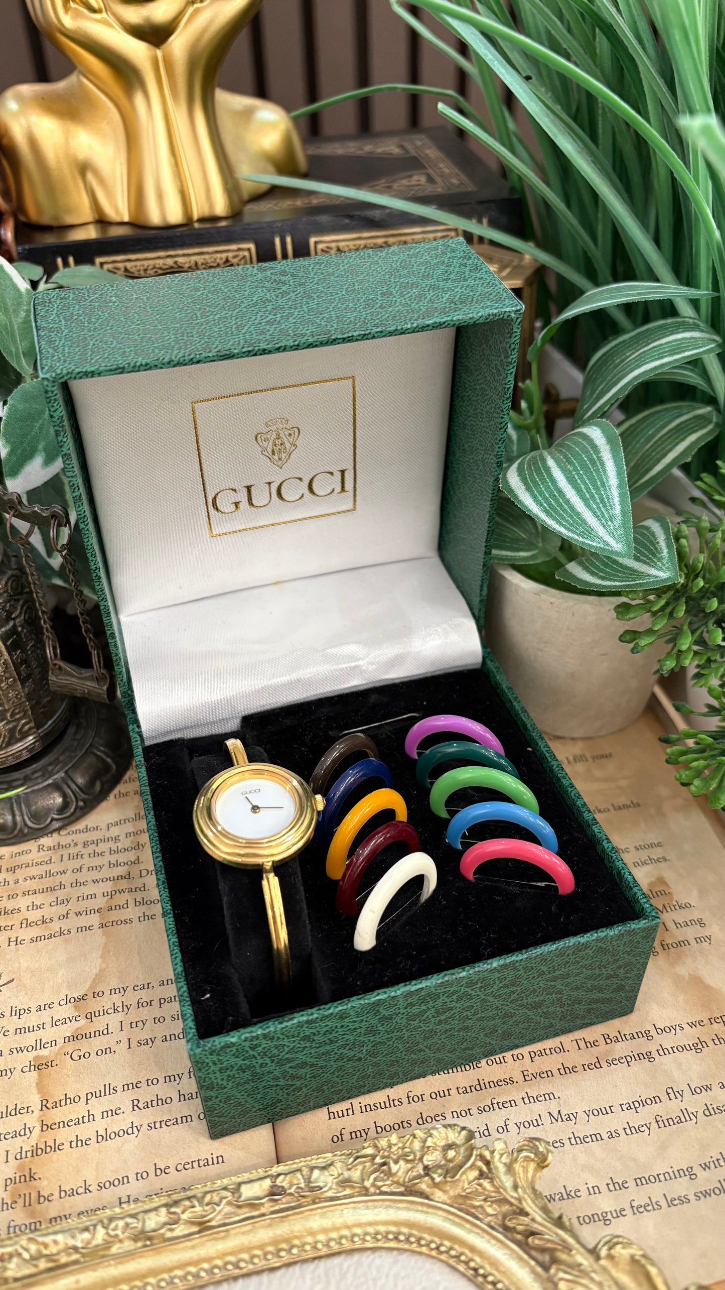 Extremely Rare Gucci Interchangeable Bezel Bangle Watch with Metal Bezel Set in Gold Tone Quartz Swiss