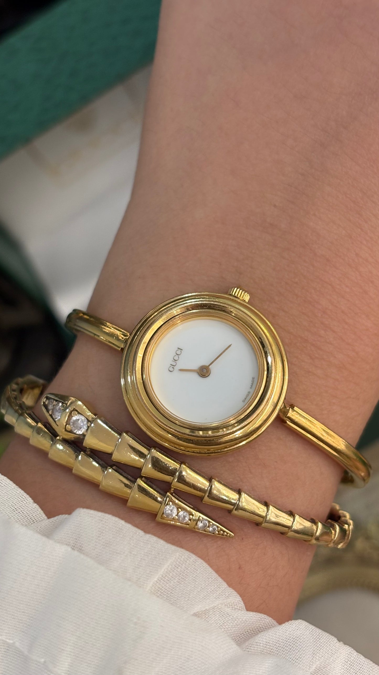 Extremely Rare Gucci Interchangeable Bezel Bangle Watch with Metal Bezel Set in Gold Tone Quartz Swiss