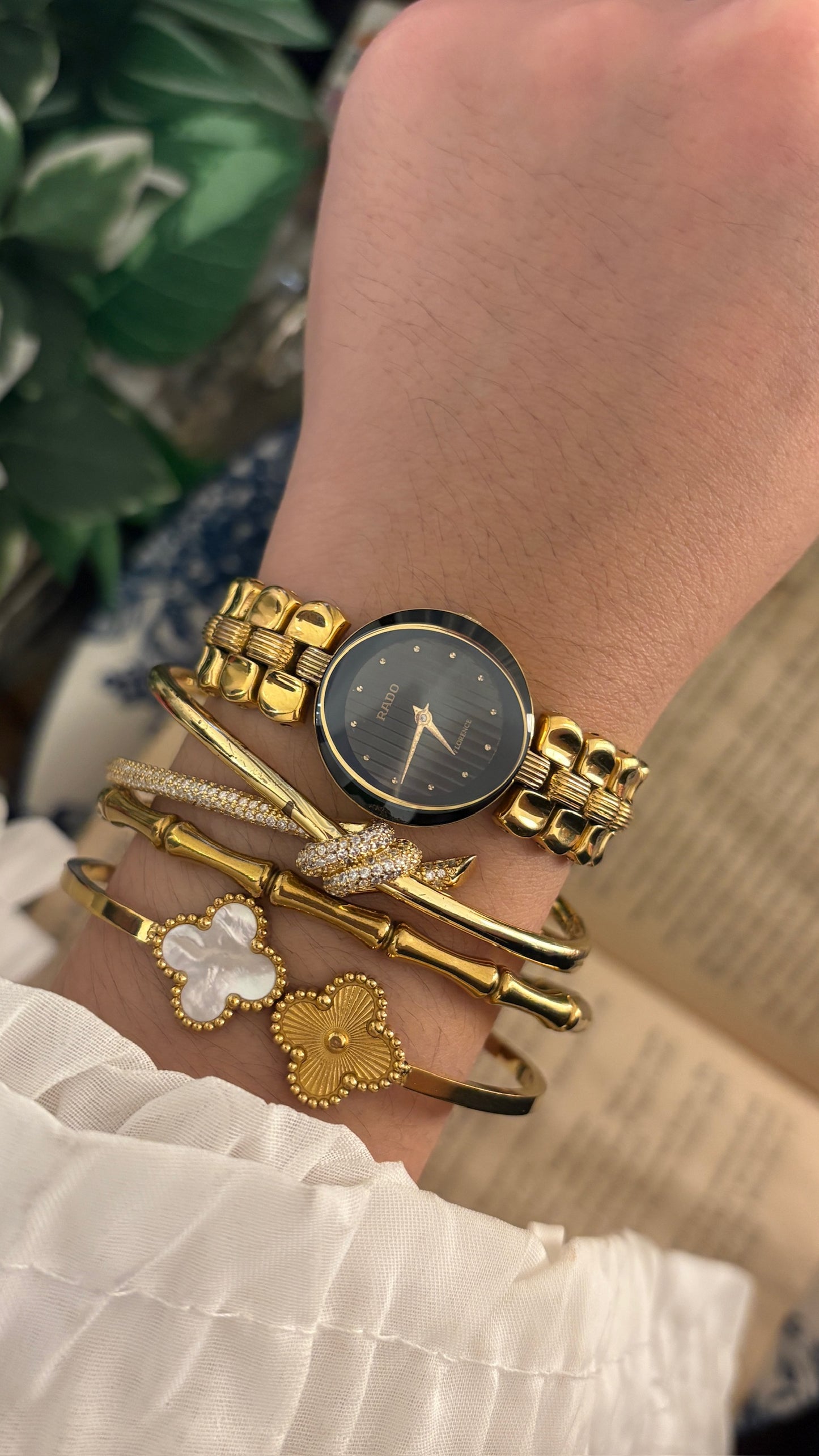 Rare Vintage Rado Florence Black Dial Bracelet Watch in Gold Tone Quartz