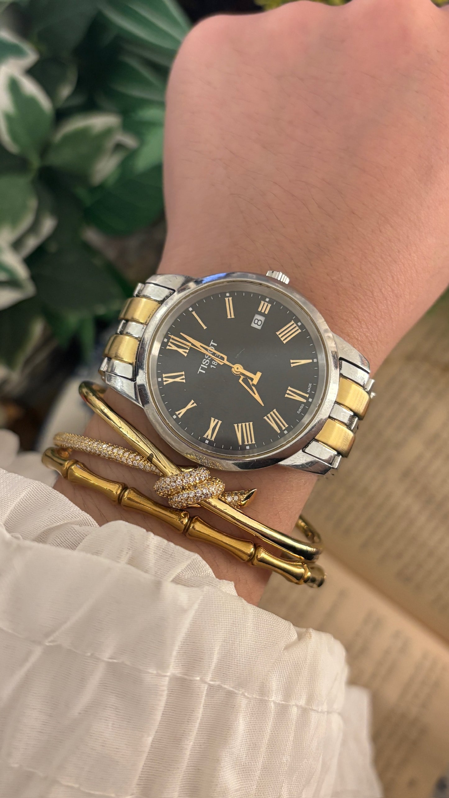 Rare Vintage Tissot 1853 Swiss Mens Date Window Classic Watch in Two-Tone Quartz