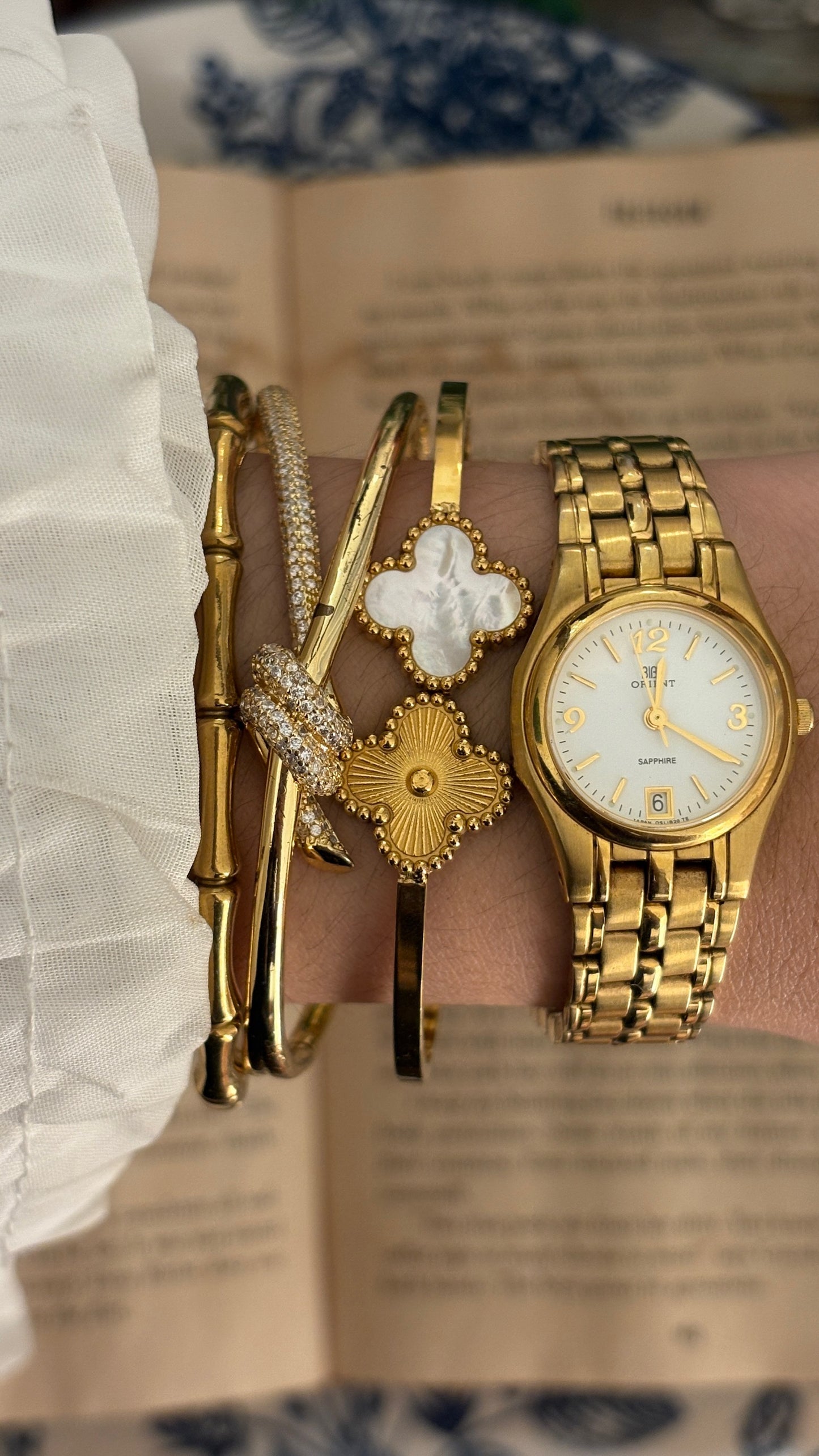 Rare Vintage Orient Seiko Sapphire Glass with Date Window Watch in Gold Tone Quartz