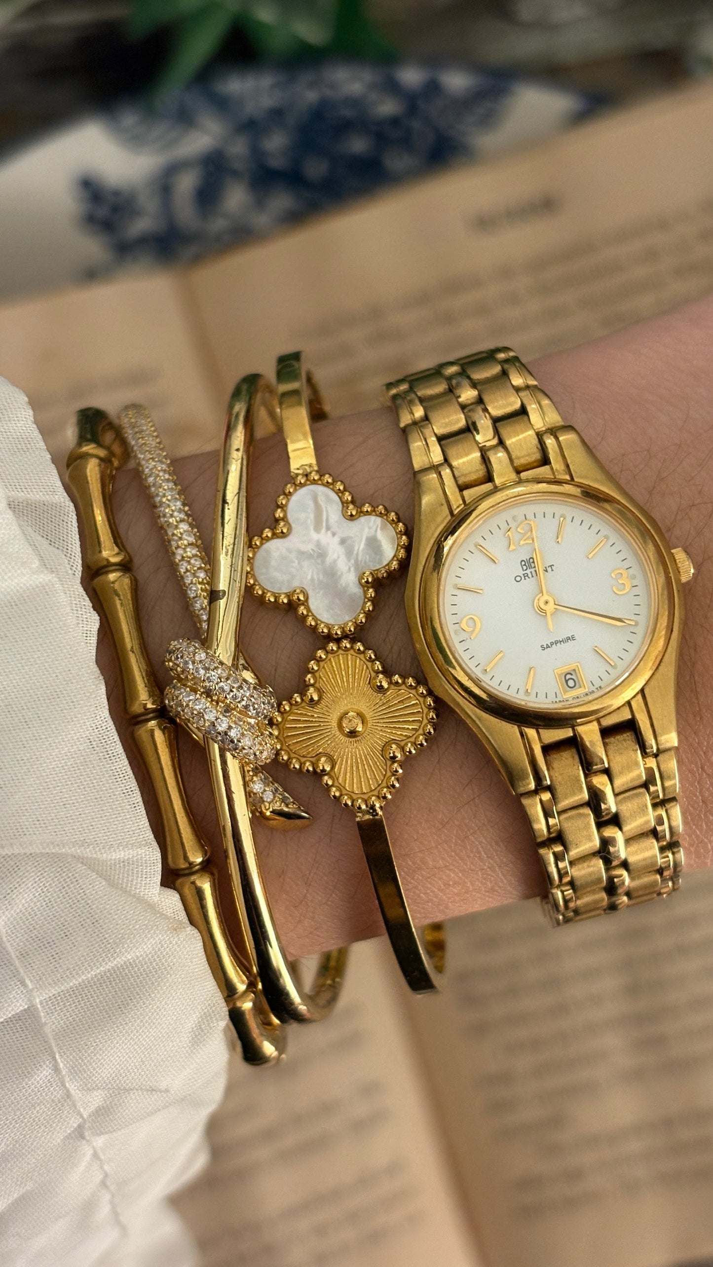 Rare Vintage Orient Seiko Sapphire Glass with Date Window Watch in Gold Tone Quartz