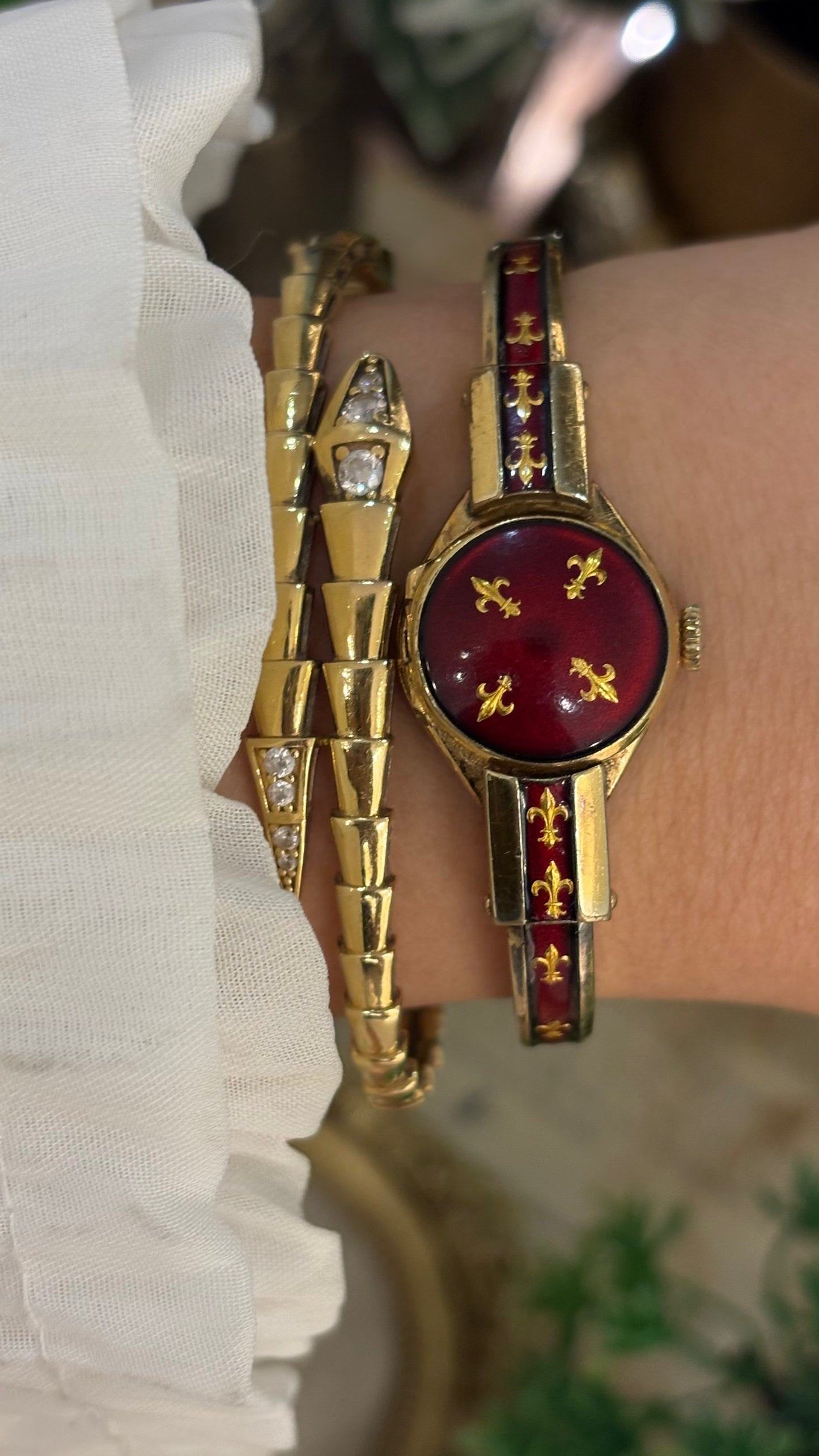 Extremely Rare Vintage Chandler Swiss Peekaboo Watch Deep Crimson Gold Fleur-de-lis Accent