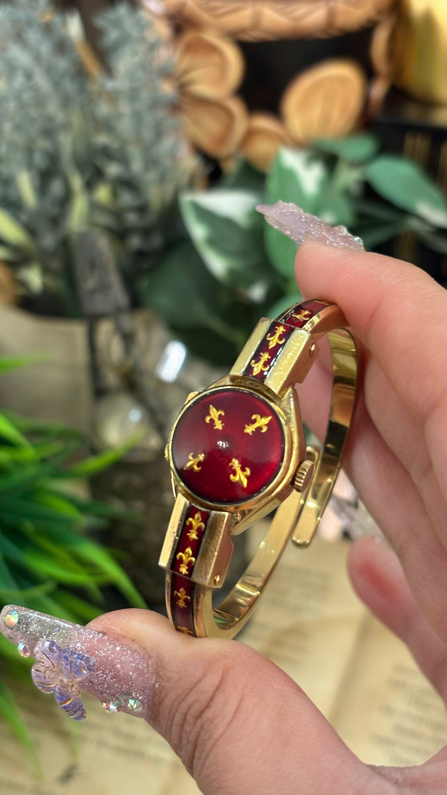 Extremely Rare Vintage Chandler Swiss Peekaboo Watch Deep Crimson Gold Fleur-de-lis Accent