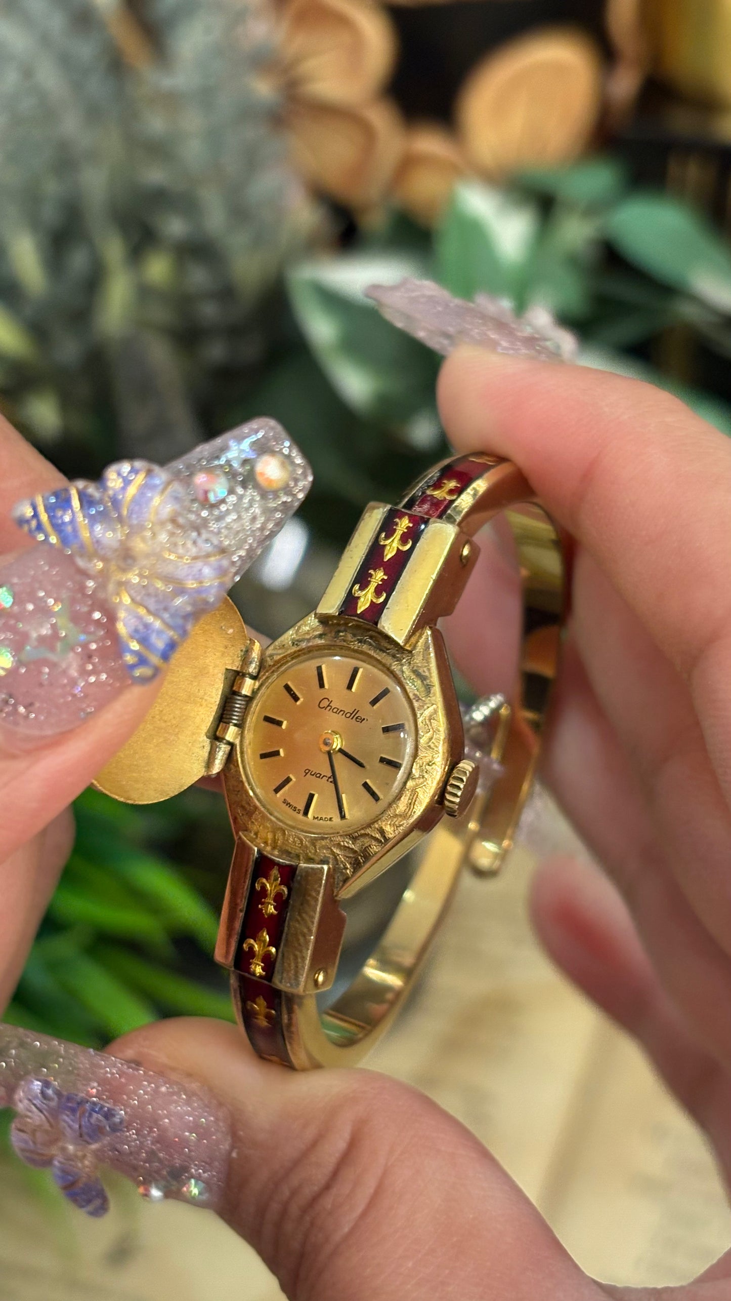 Extremely Rare Vintage Chandler Swiss Peekaboo Watch Deep Crimson Gold Fleur-de-lis Accent