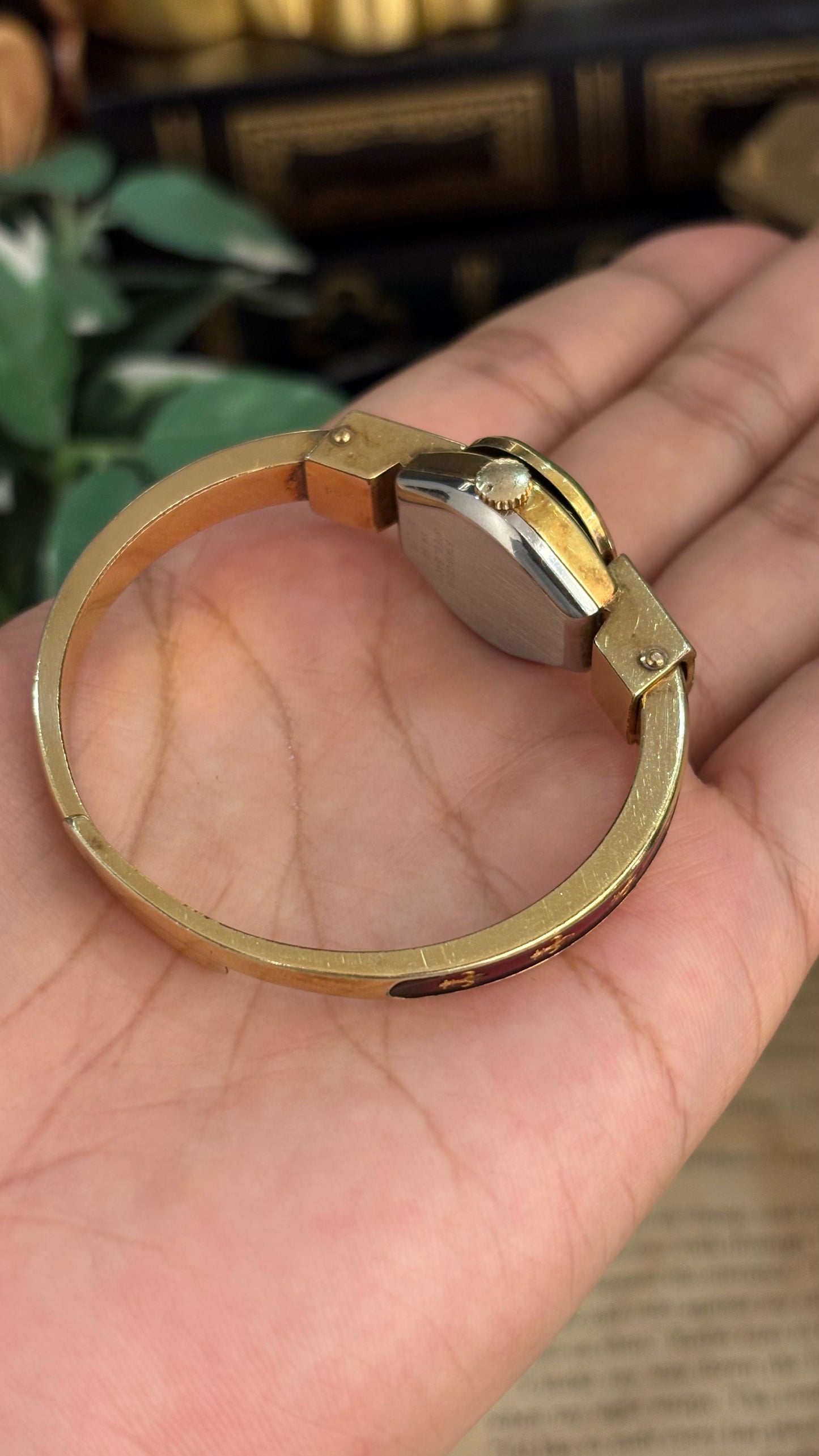 Extremely Rare Vintage Chandler Swiss Peekaboo Watch Deep Crimson Gold Fleur-de-lis Accent