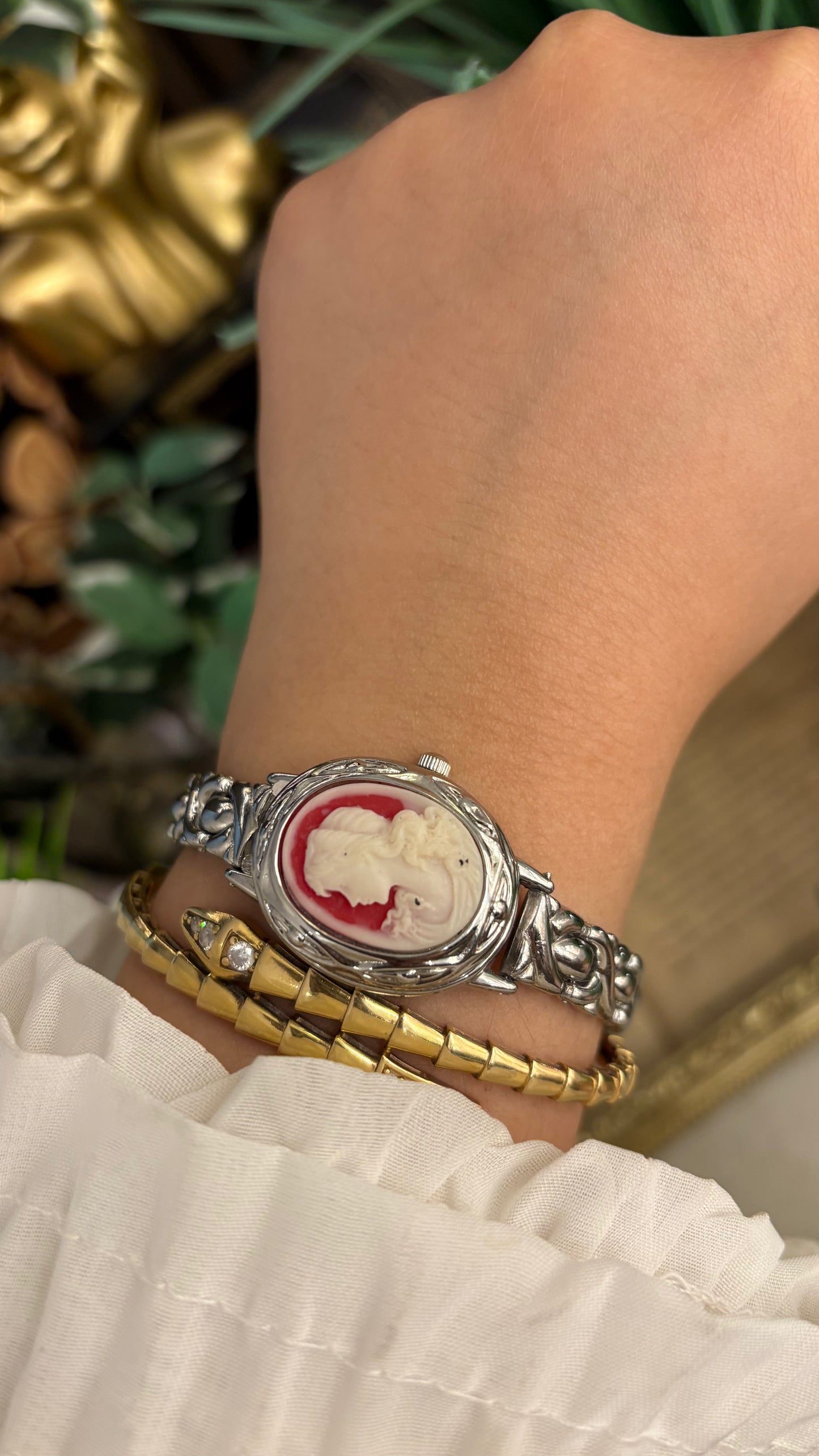 Extremely Rare Vintage Marba Red Cameo Peekaboo Watch in Silver Tone Quartz