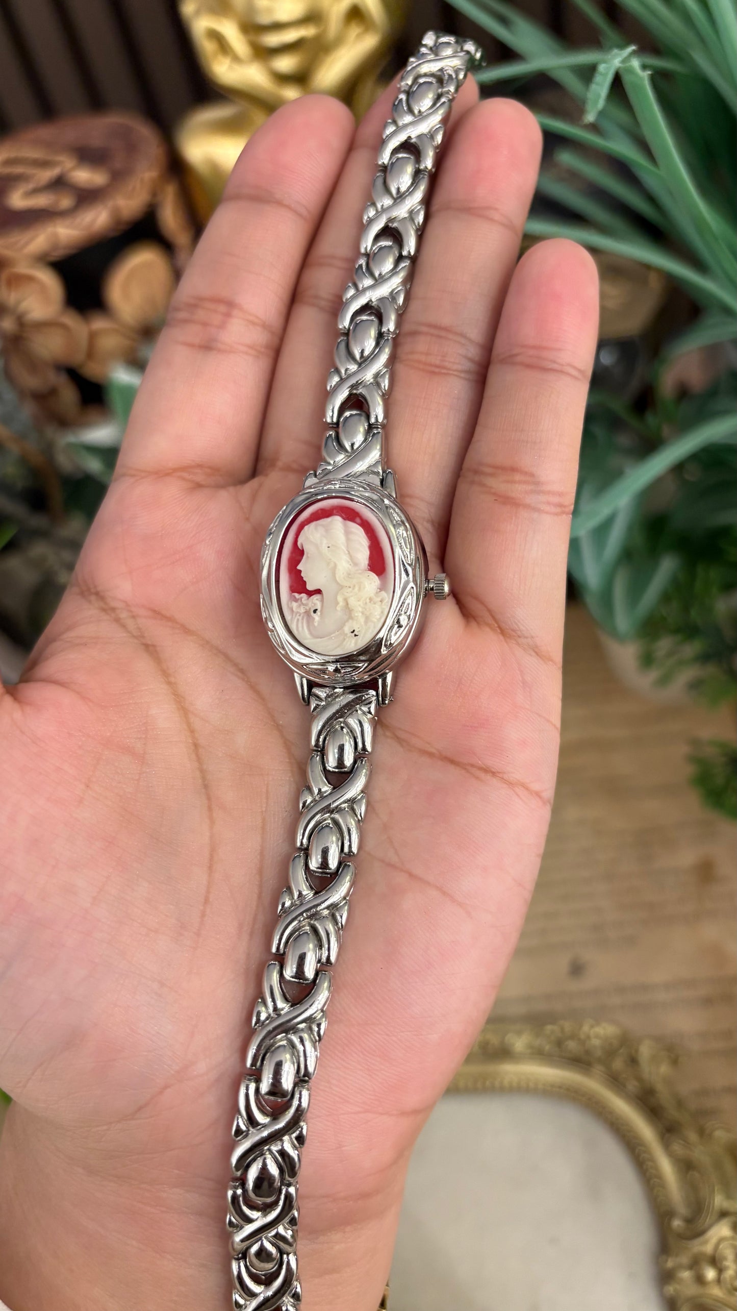 Extremely Rare Vintage Marba Red Cameo Peekaboo Watch in Silver Tone Quartz