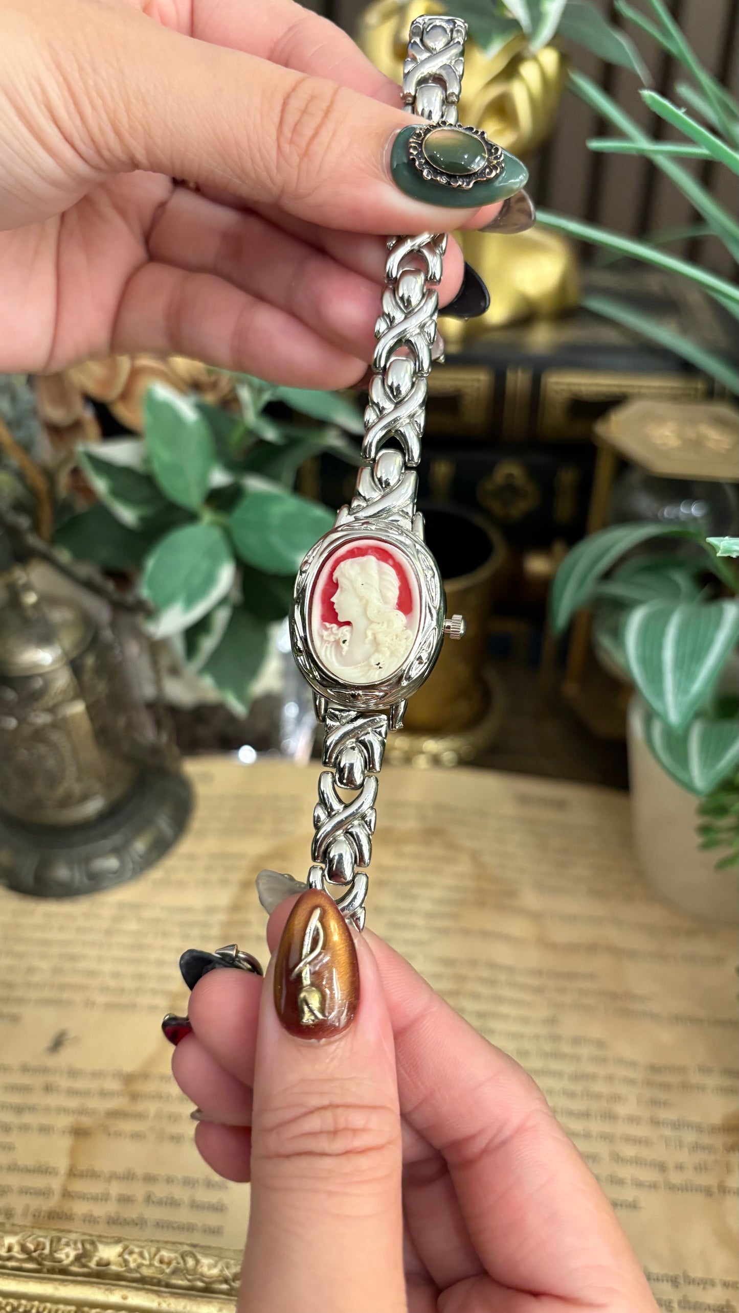 Extremely Rare Vintage Marba Red Cameo Peekaboo Watch in Silver Tone Quartz