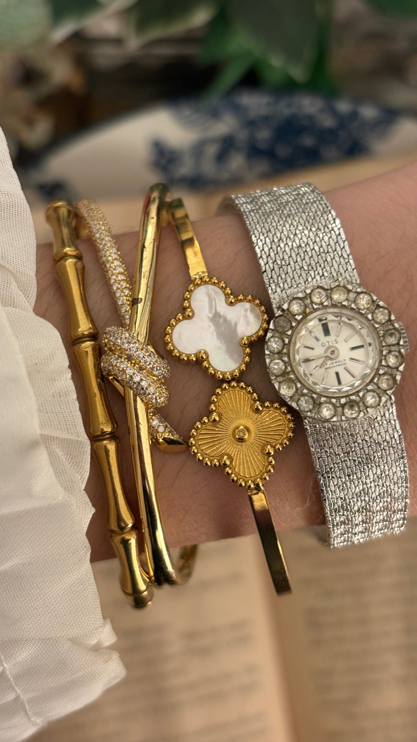 Rare Vintage Otis Princess Mesh Dress Watch in Silver Tone Quartz