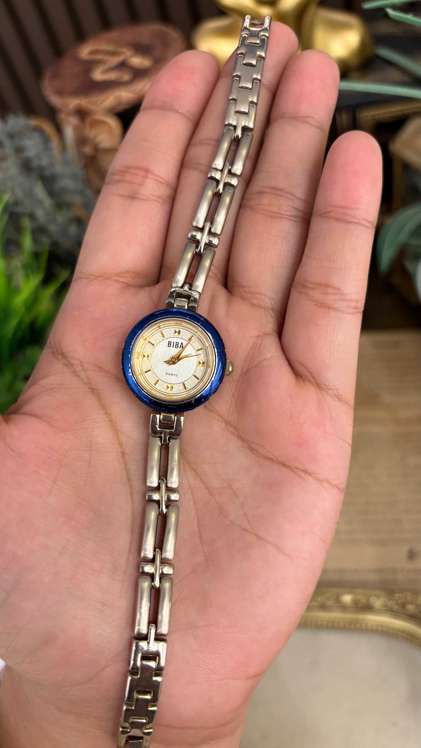 Rare Vintage BIBA Metallic Blue Bezel Chain Link Watch in Silver Tone Quartz