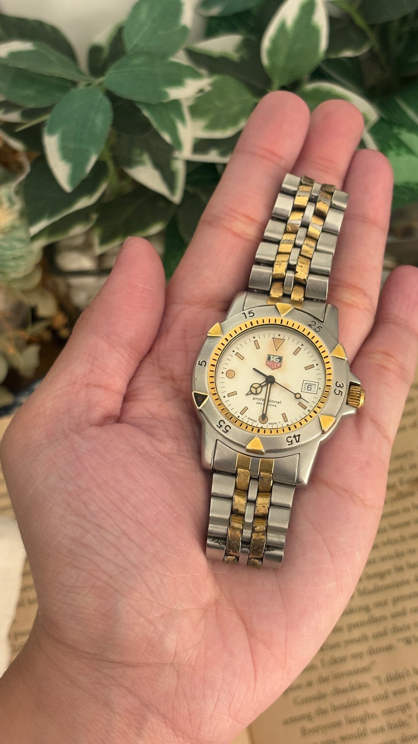 Vintage Tag Heuer Swiss Professional 200 Meters with Date Window Mens Watch in Two-Tone Quartz