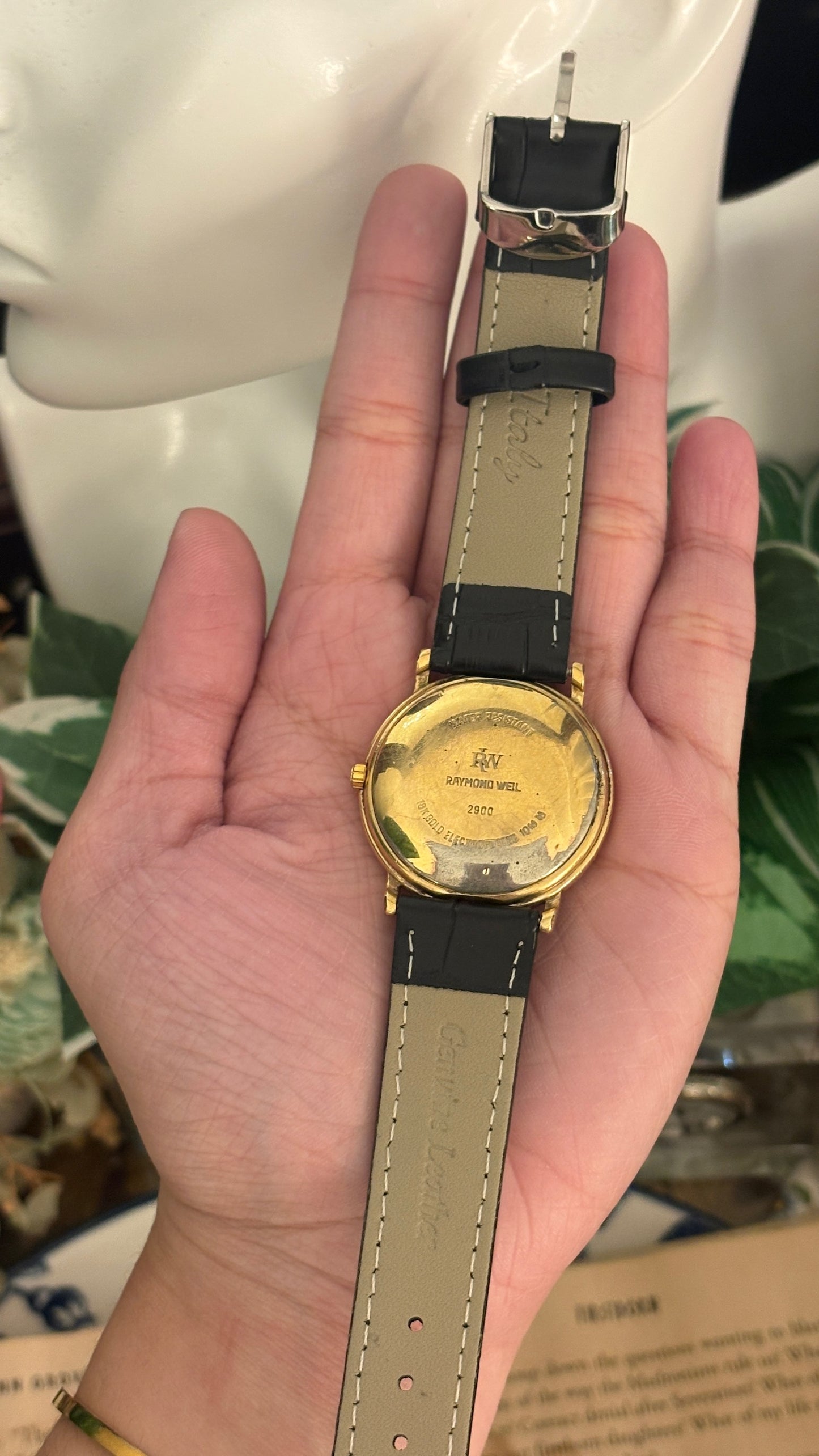 Rare Vintage Raymond Weil Geneve Swiss Automatic Mens Watch in Gold Tone