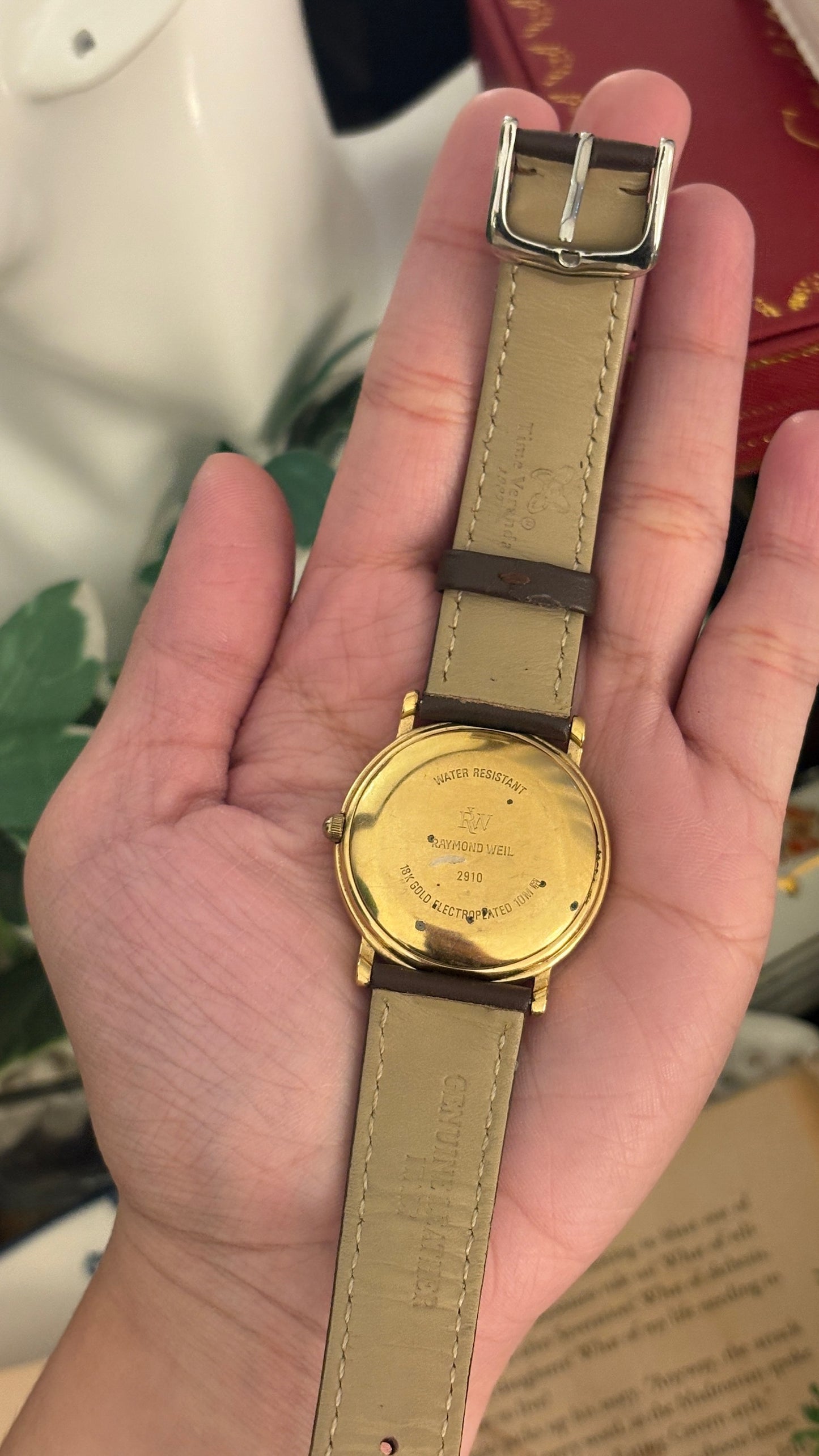 Vintage Raymond Weil Swiss Date Window Mens Automatic Watch in Gold Tone Brown Leather