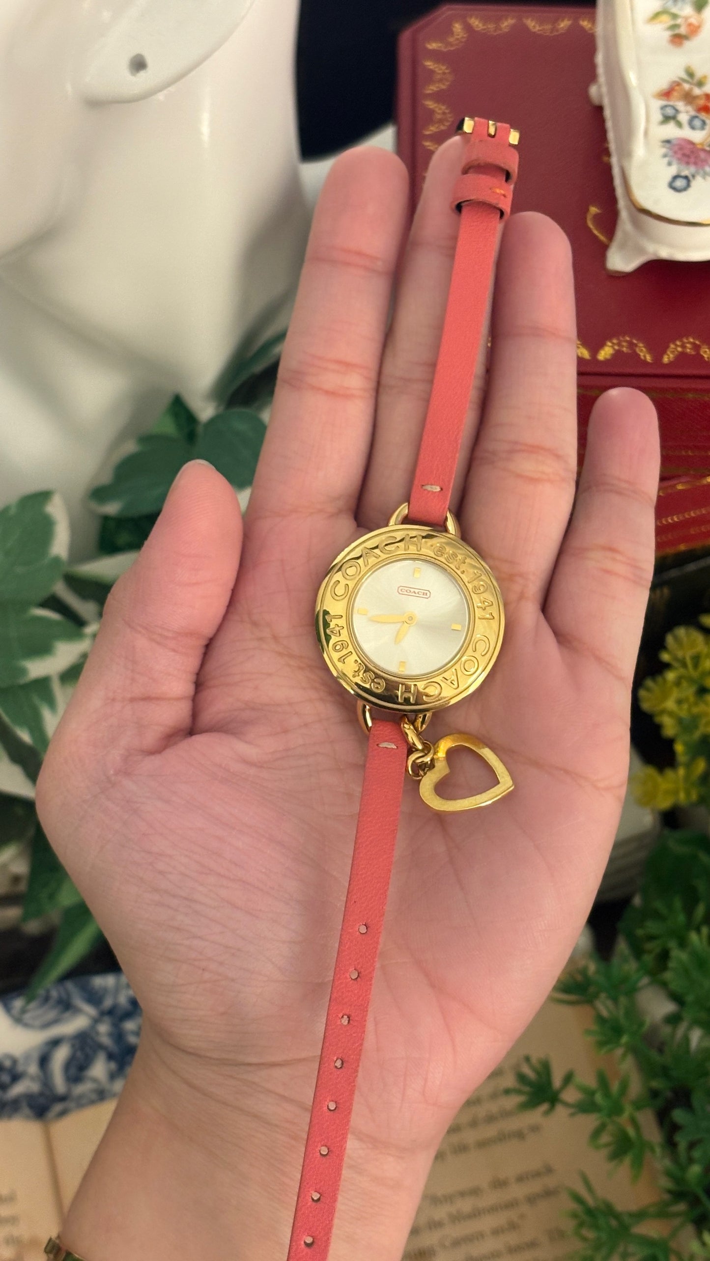 Rare Vintage Coach Medallion with Heart Hangtag Watch in Gold Tone Pink Leather Quartz