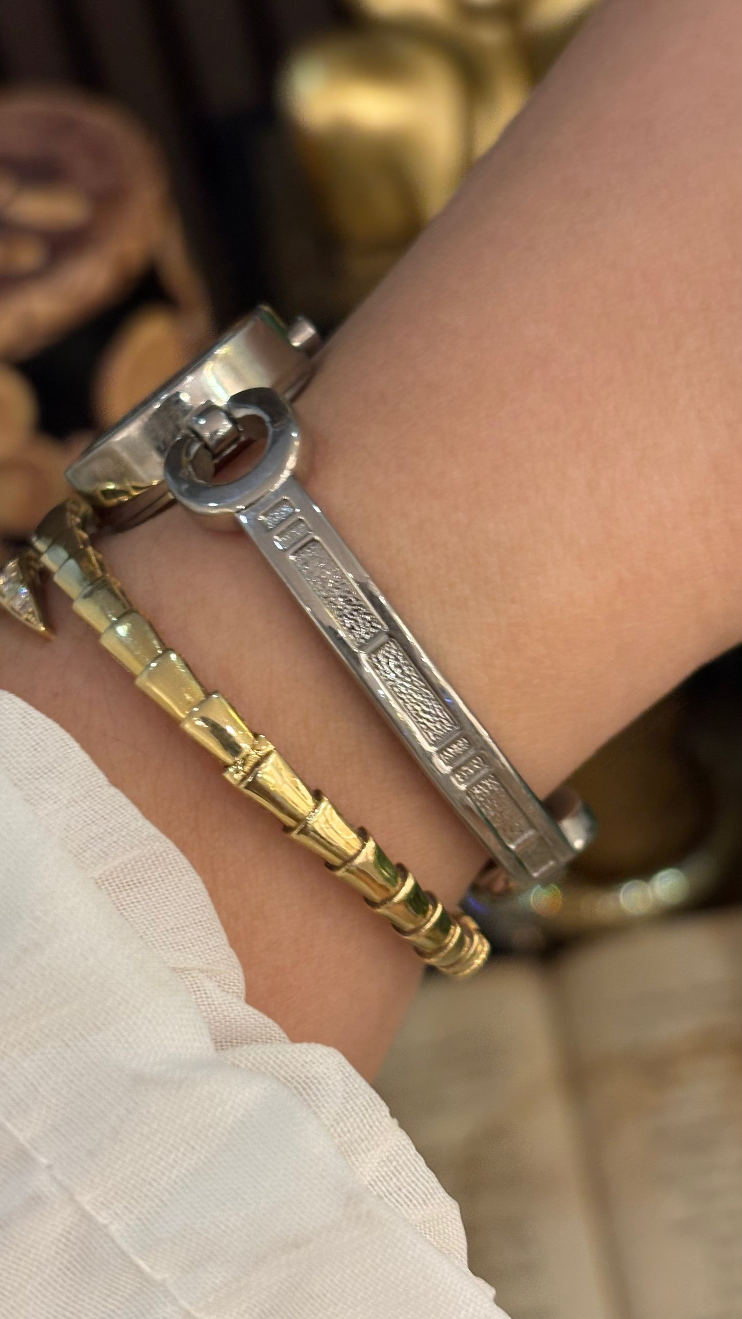 Vintage Elegant Elite Engraved Bangle Watch in Silver Tone Quartz