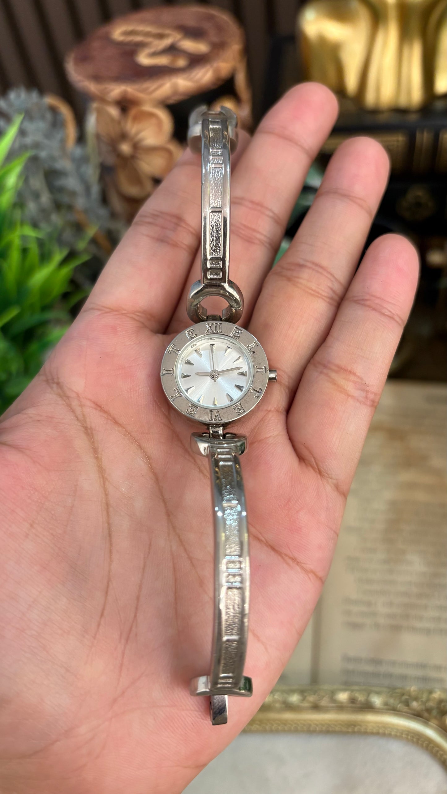 Vintage Elegant Elite Engraved Bangle Watch in Silver Tone Quartz