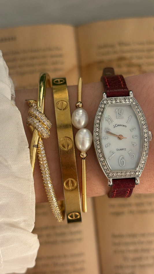 Vintage J.Crescent Barrel Watch in Silver Tone Quartz