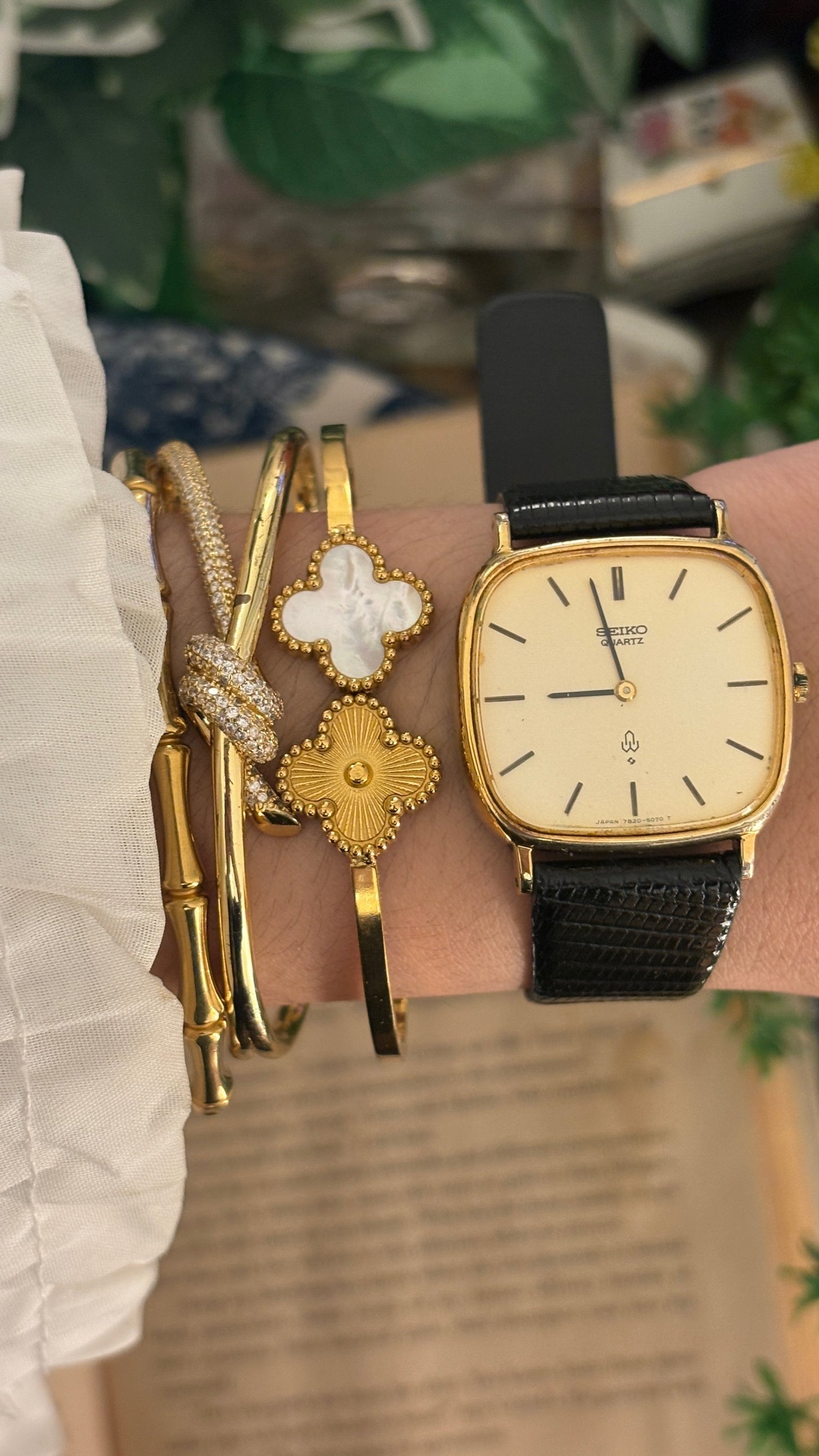 Rare Vintage Seiko Mens Tank Watch in Gold Tone Black Leather Quartz