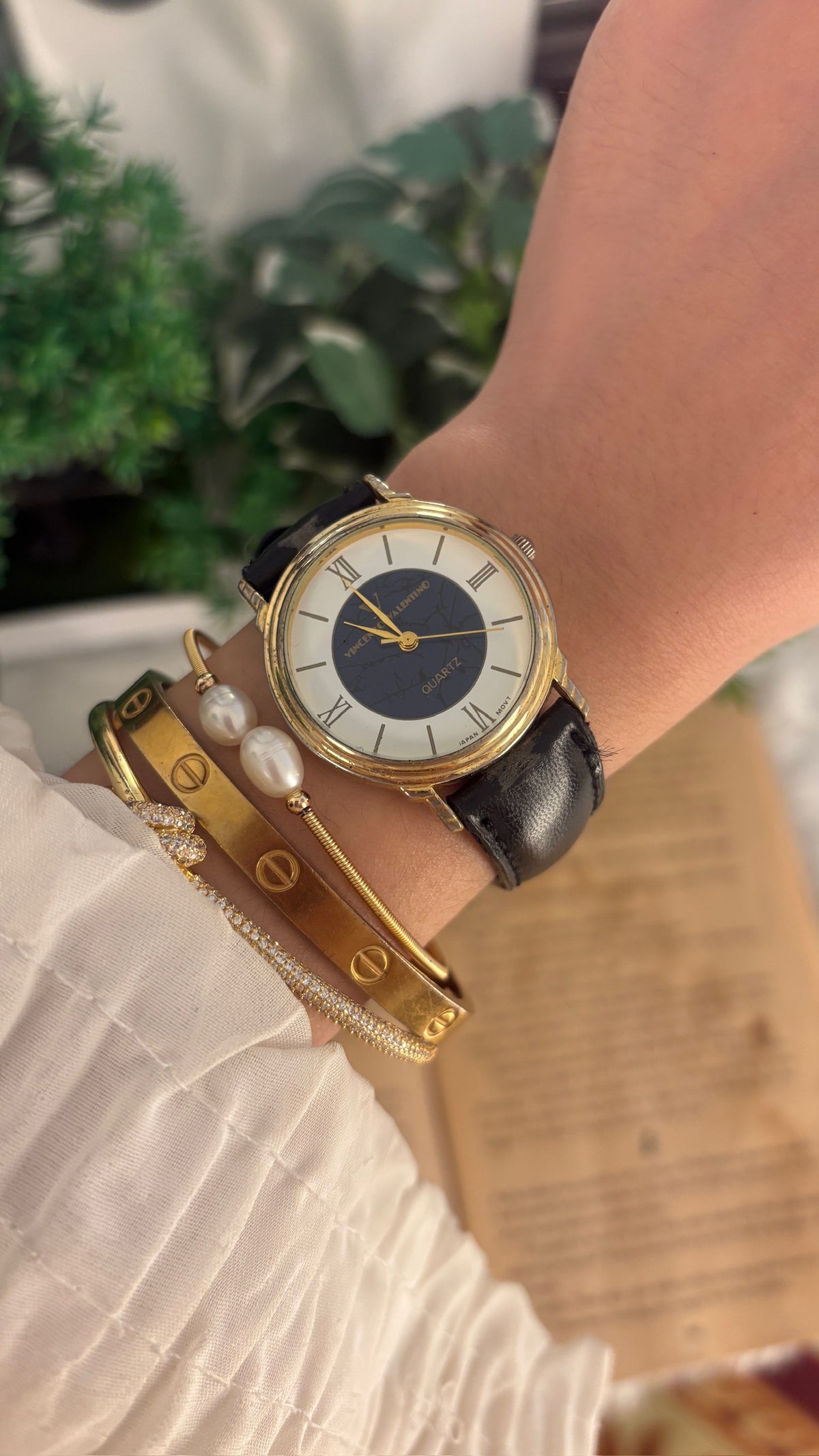 Vintage Vincenzo Valentino Marble Accent Dial Watch in Gold Tone Black Leather Quartz