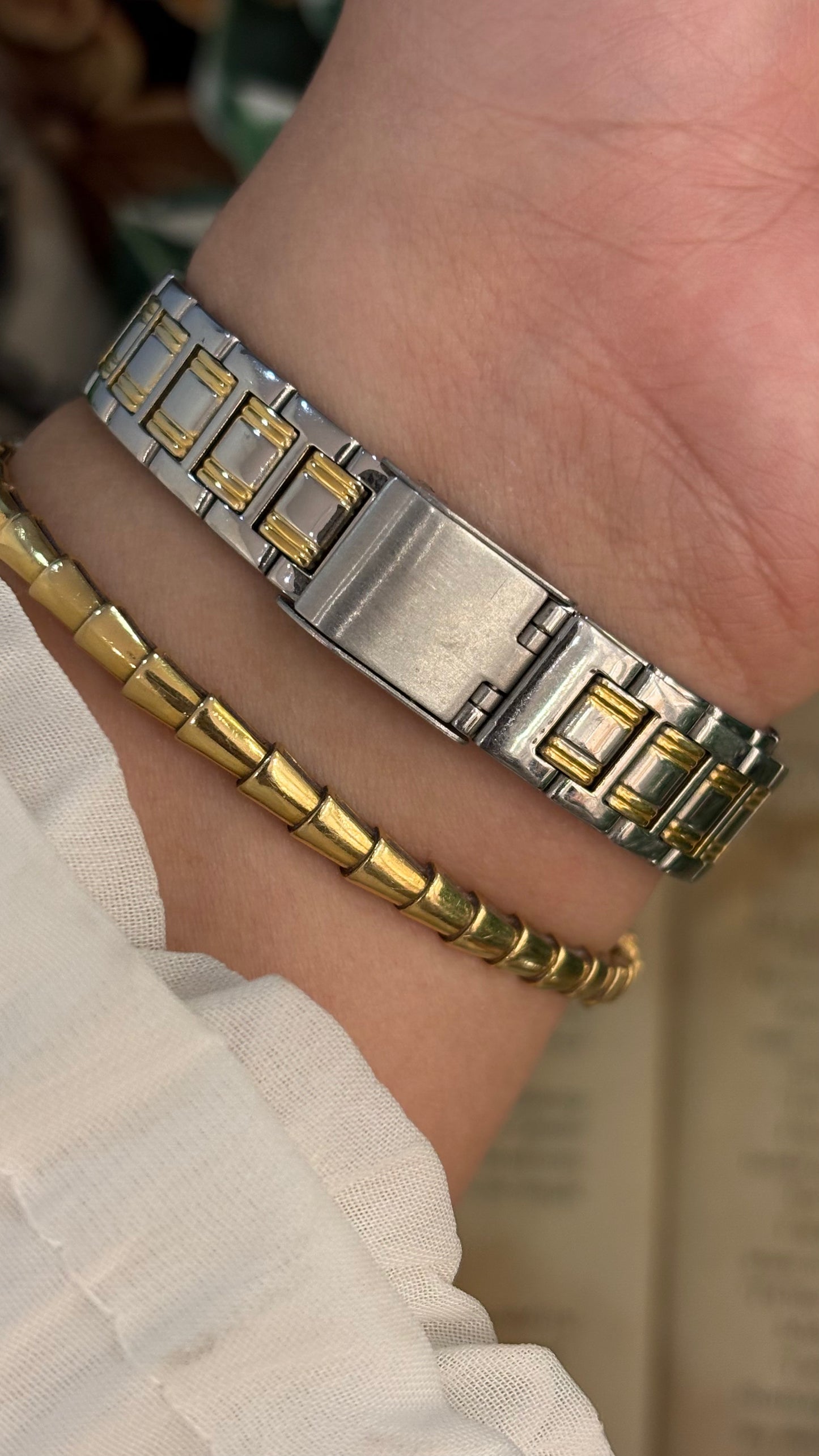 Vintage Gian Pini Classic Minimalist Watch in Two-Tone Quartz