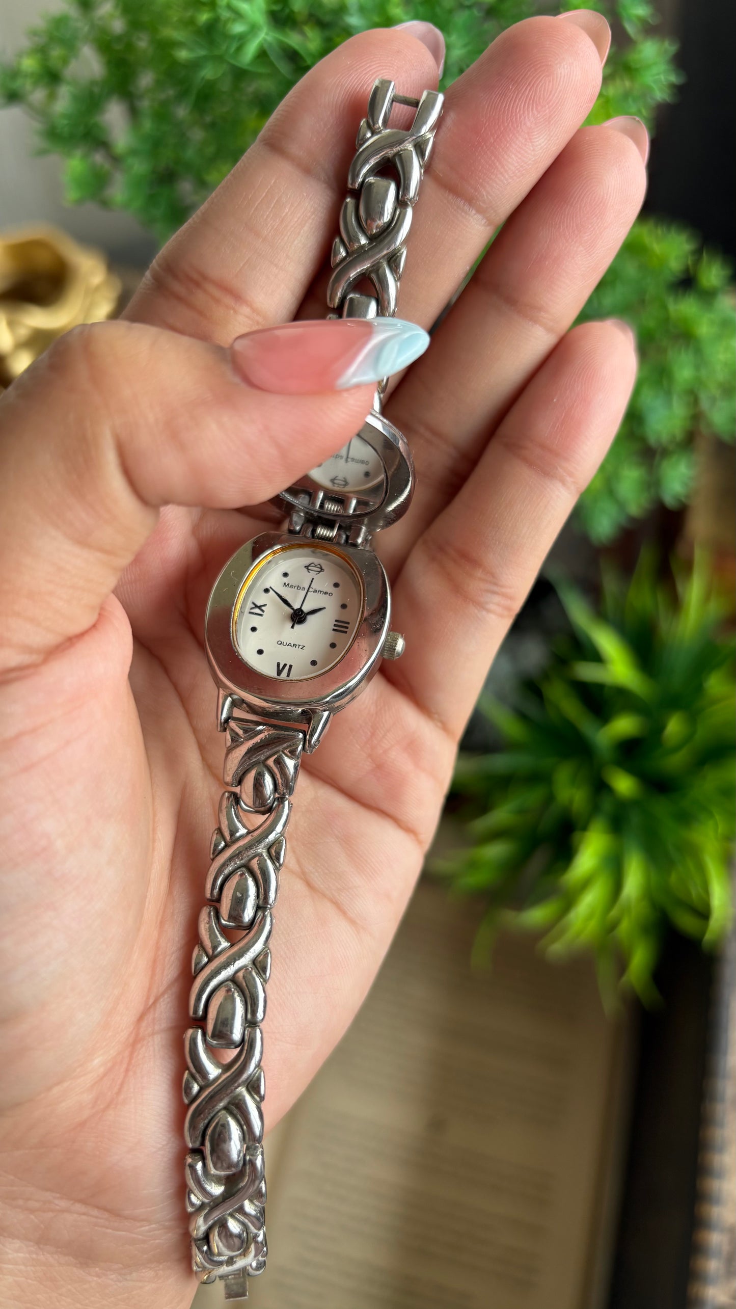 Extremely Rare Vintage Marba Cameo Peekaboo Watch in Silver Tone