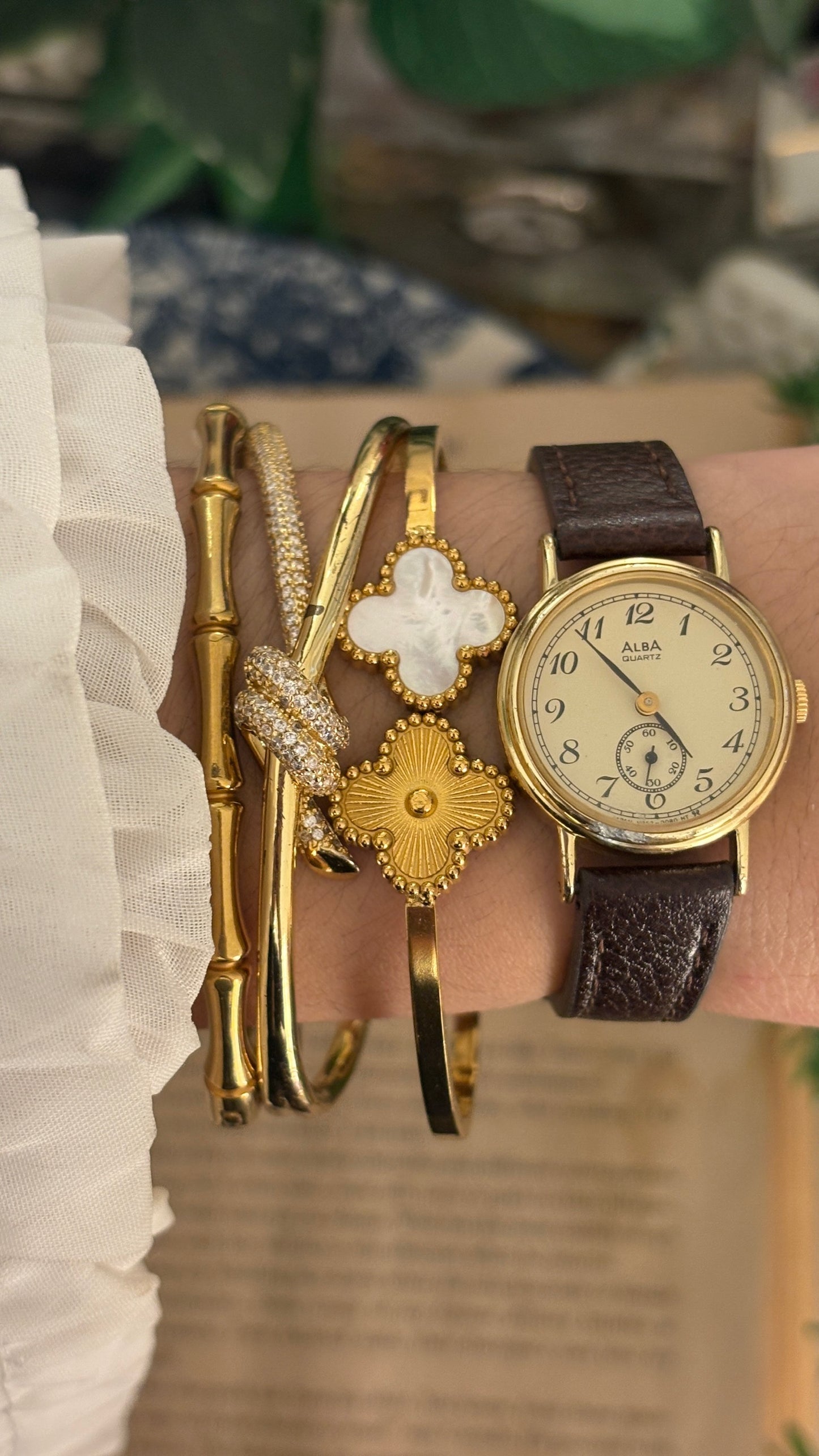 Rare Vintage Seiko Alba Dual Chrono Seconds Watch in Gold Tone Brown Leather Quartz