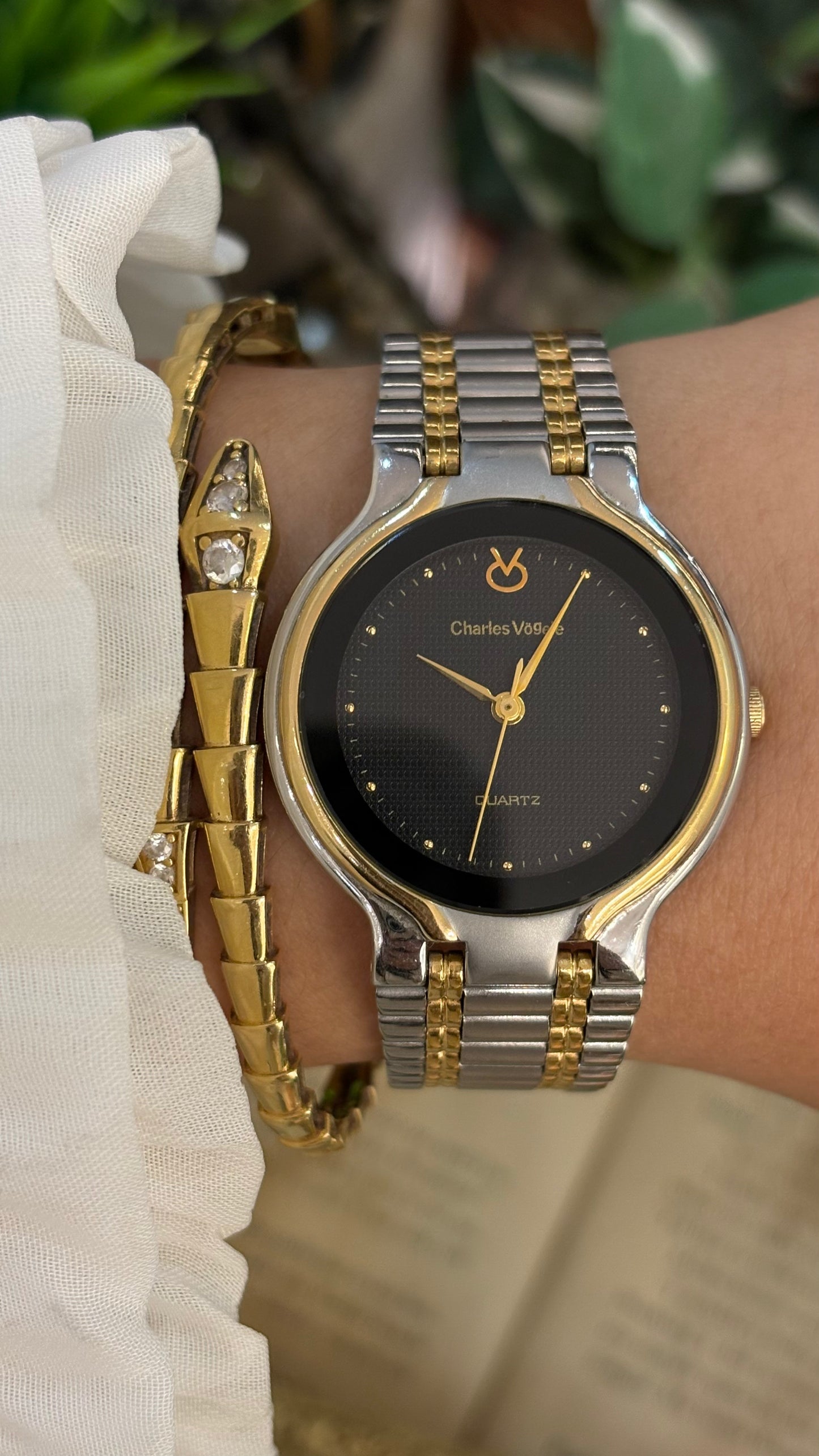 Vintage Elegant Charles Vogele Mens Classic Watch in Two-Tone Black Dial Quartz