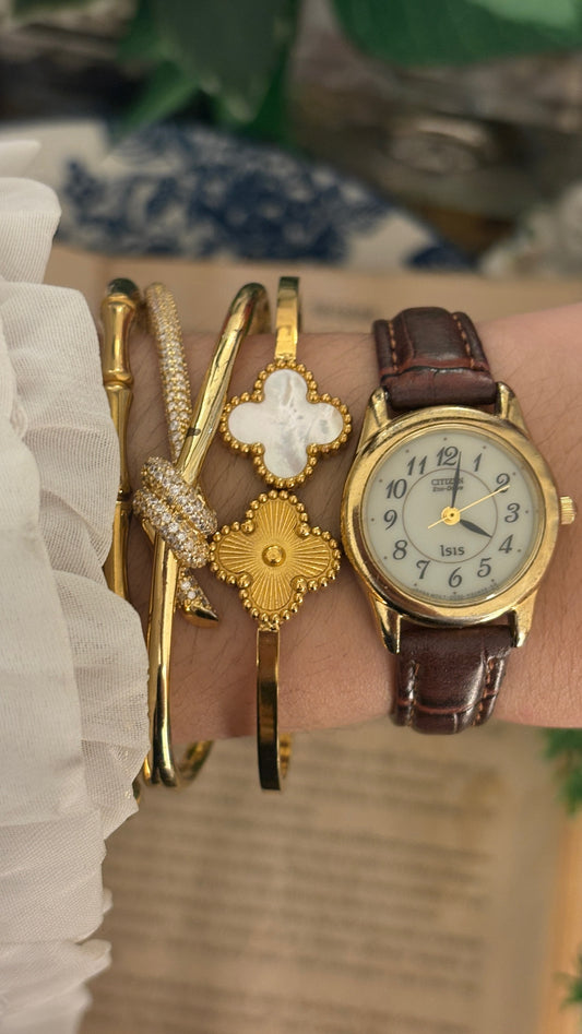 Rare Vintage Citizen Eco-drive Isis Watch in Gold Tone Brown Leather Quartz
