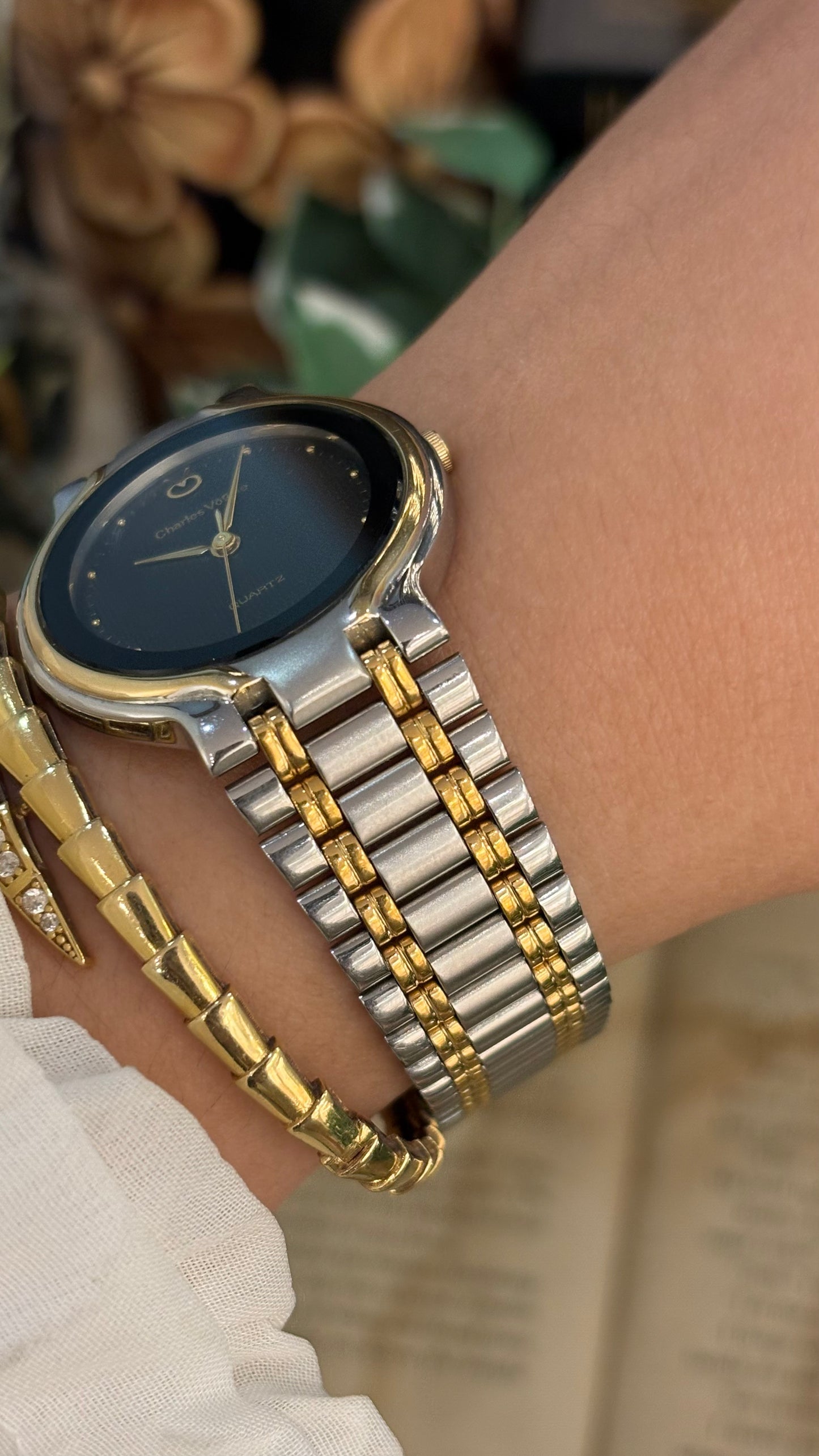 Vintage Elegant Charles Vogele Mens Classic Watch in Two-Tone Black Dial Quartz