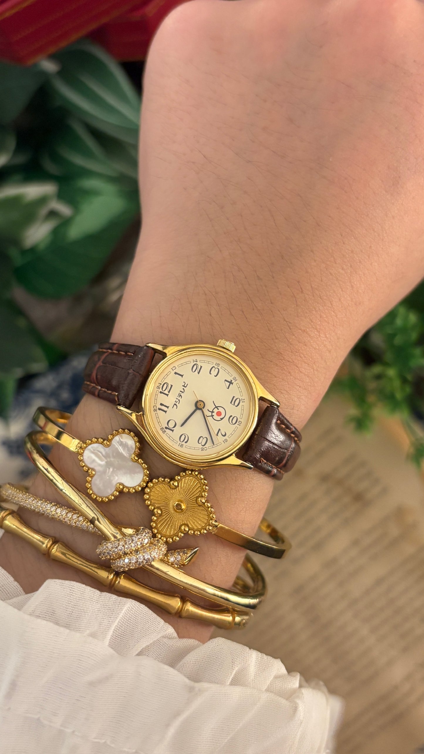 Rare Vintage Citizen Vega Japanese Character Watch in Gold Tone Brown Leather Quartz