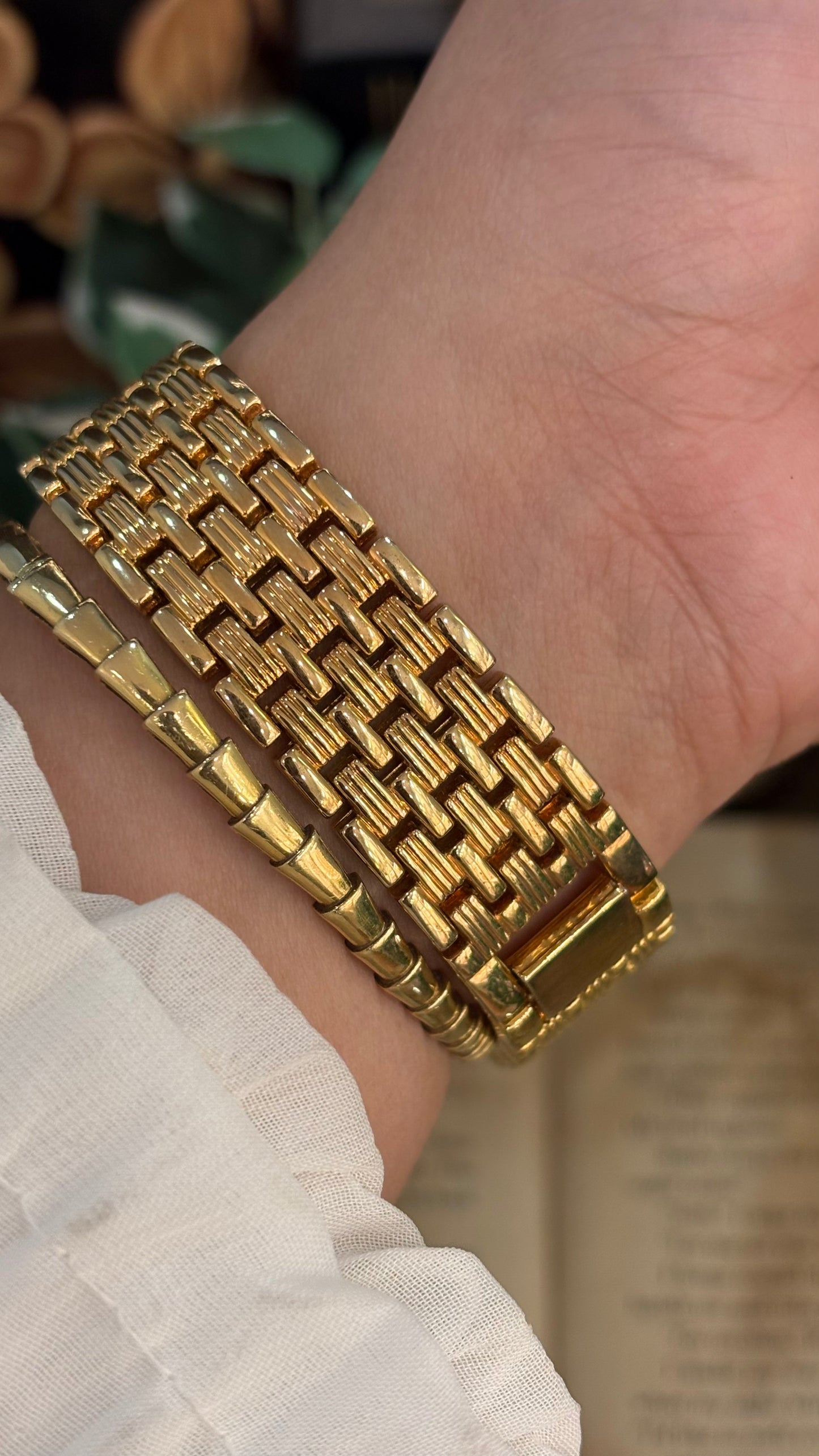Vintage Cronos Classic Rhinestone Indices Watch in Gold Tone Quartz