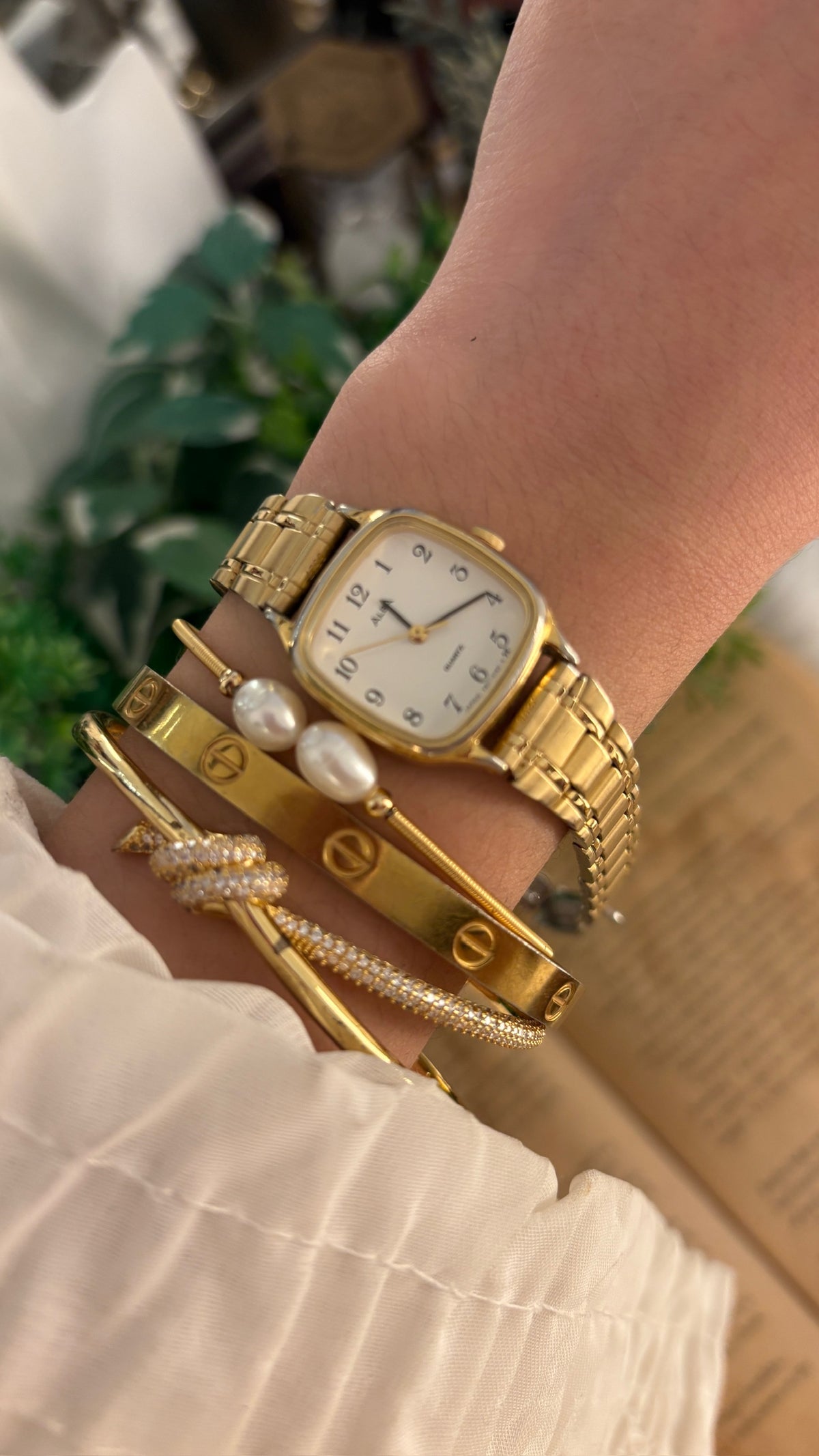 Rare Vintage Alba Seiko Mini Tank Watch in Gold Tone Quartz