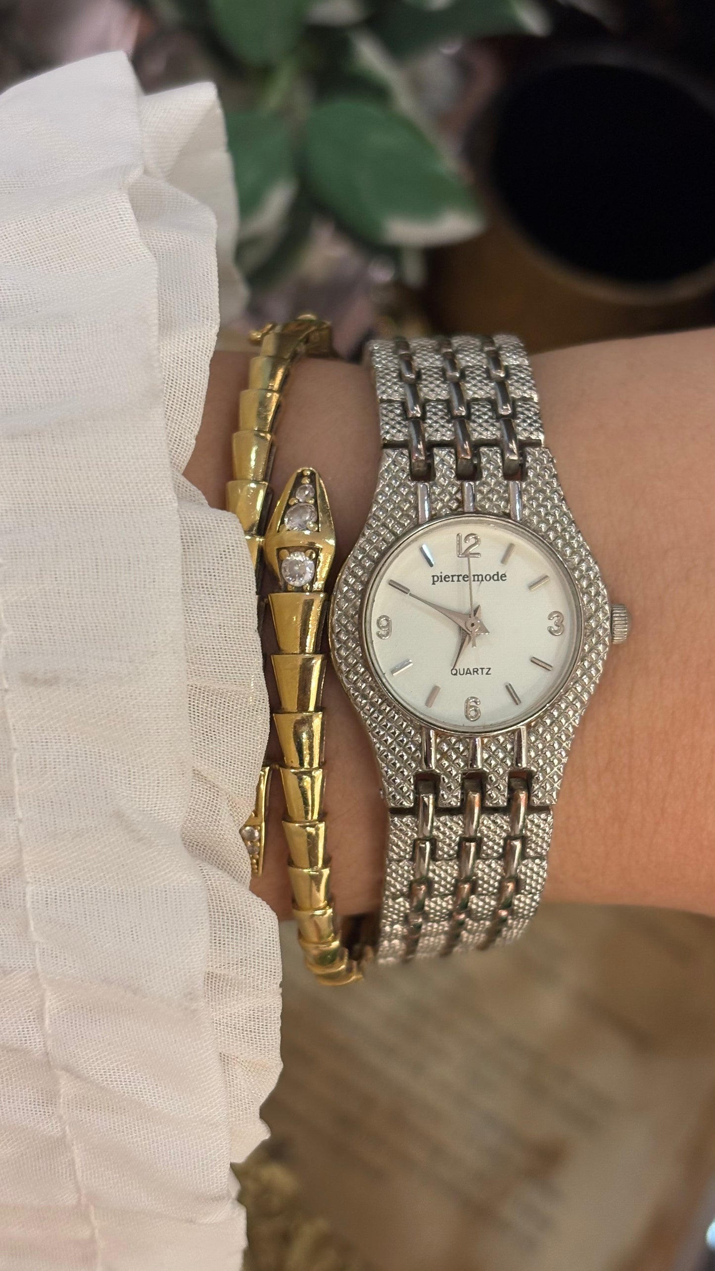 Vintage Pierremode All-over Textured Watch in Silver Tone Quartz
