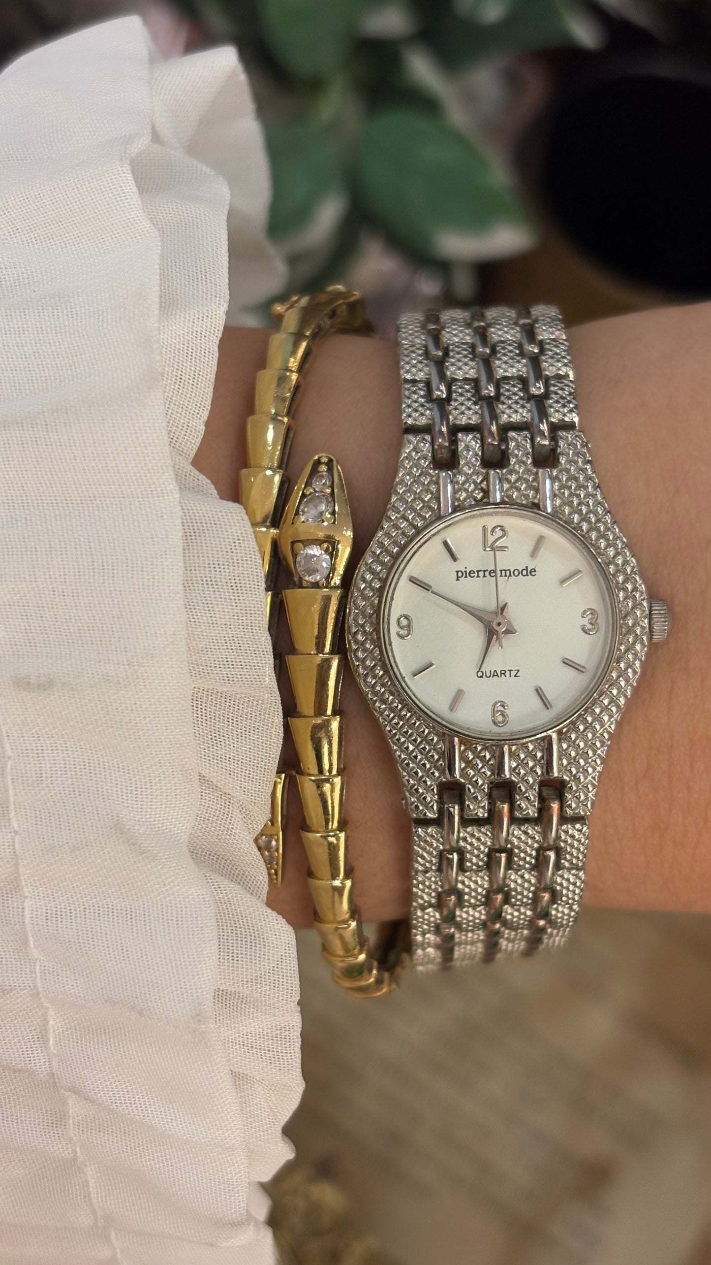 Vintage Pierremode All-over Textured Watch in Silver Tone Quartz