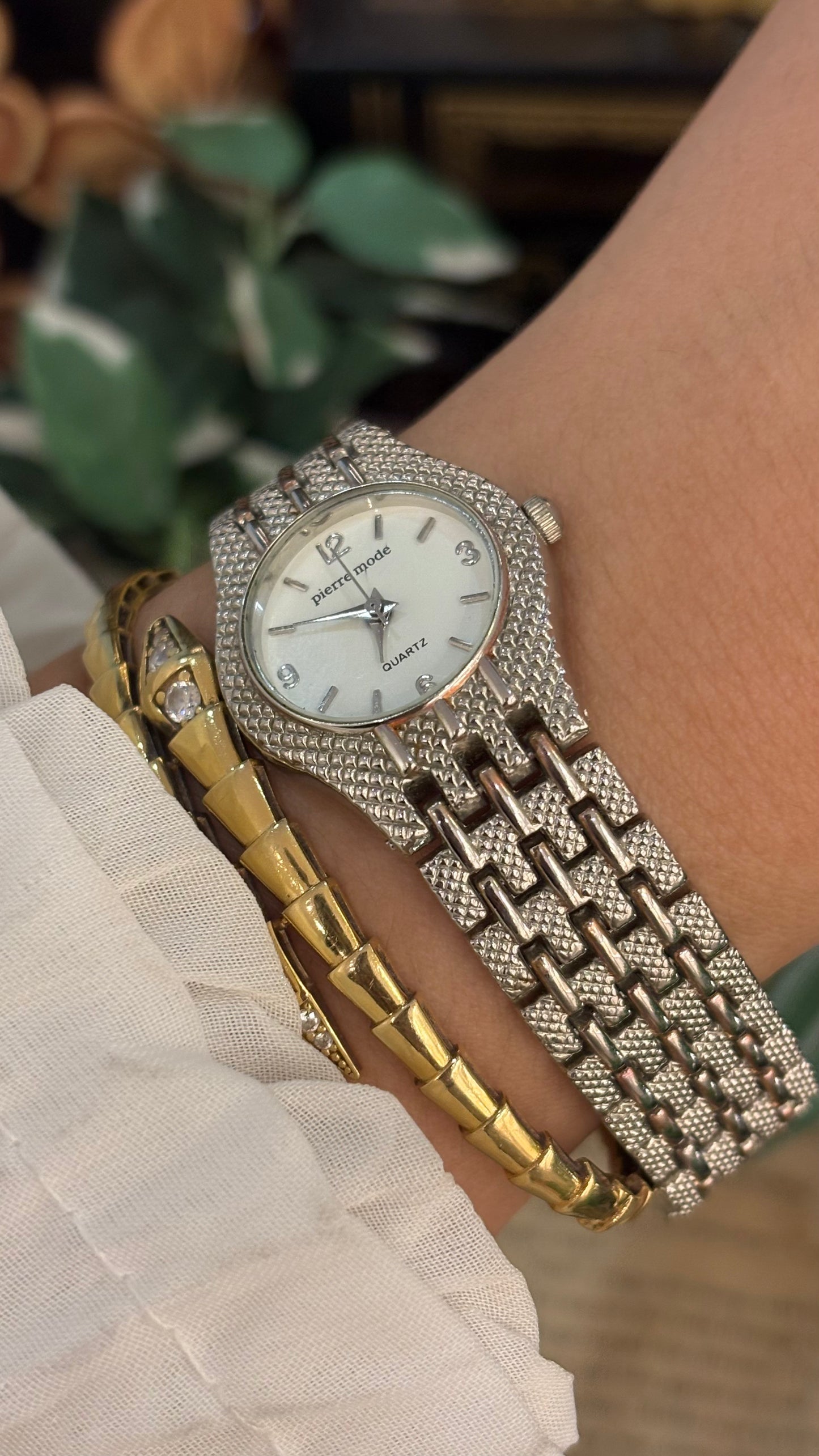 Vintage Pierremode All-over Textured Watch in Silver Tone Quartz
