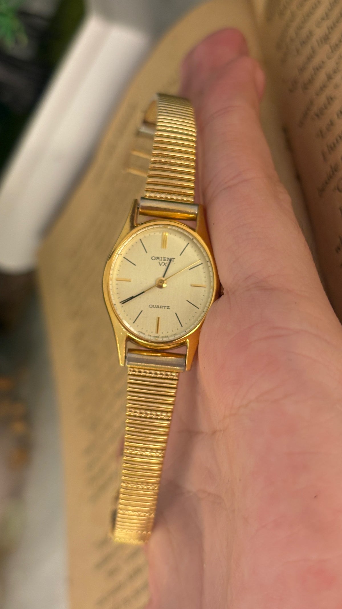 Rare Vintage Orient Seiko Oval Dial Watch in Gold Tone Quartz