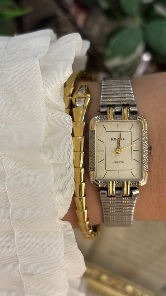 Vintage Rojiae Texture Accent on Bezel Minimalist Watch in Two-Tone Quartz