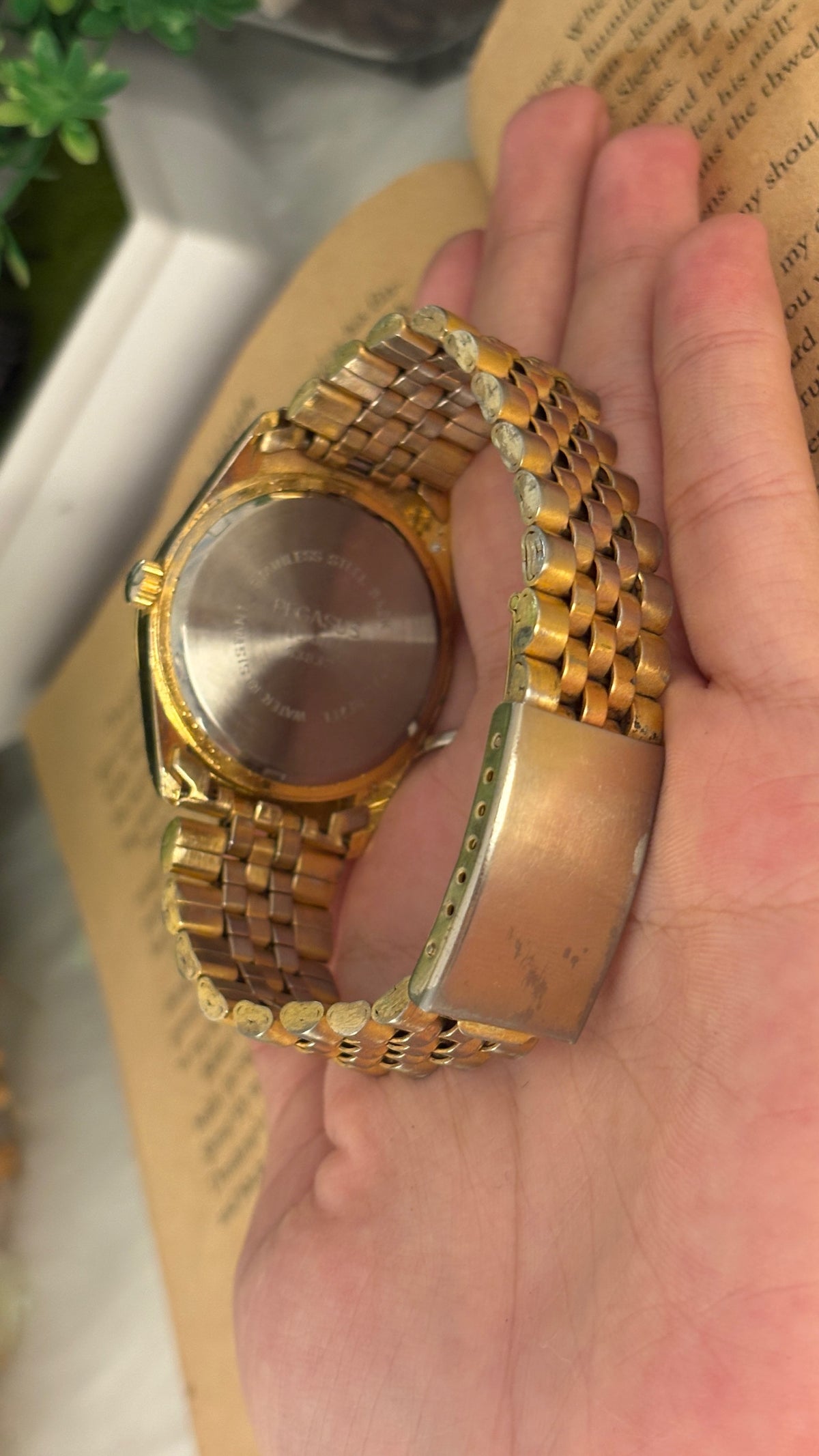 Vintage Rorax Fluted Bezel Watch in Gold Tone Quartz