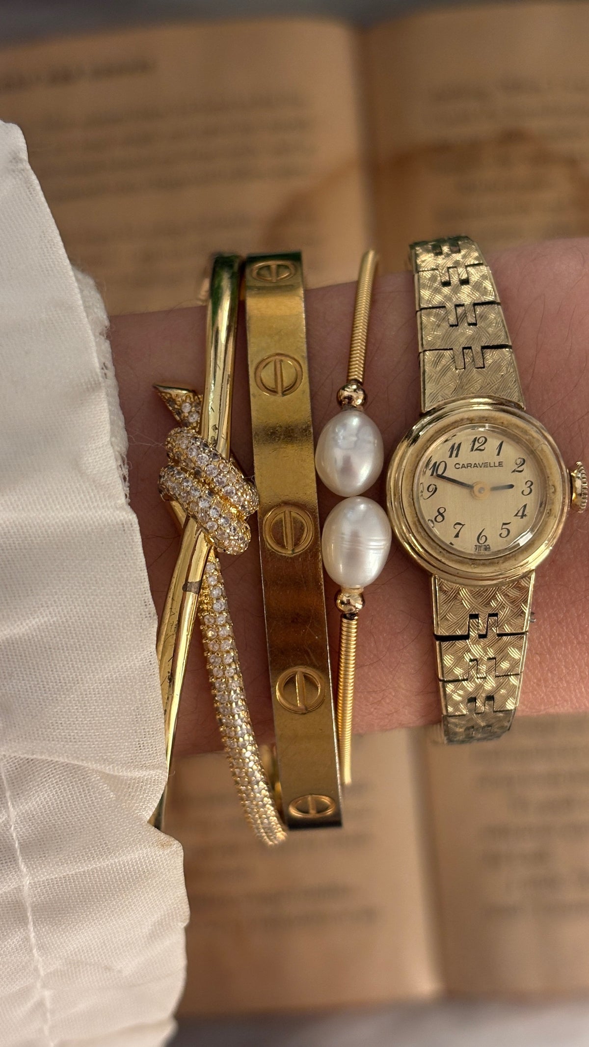 Rare Dainty Vintage Caravelle Bulova Swiss Mechanical Wind Dress Watch in Gold Tone