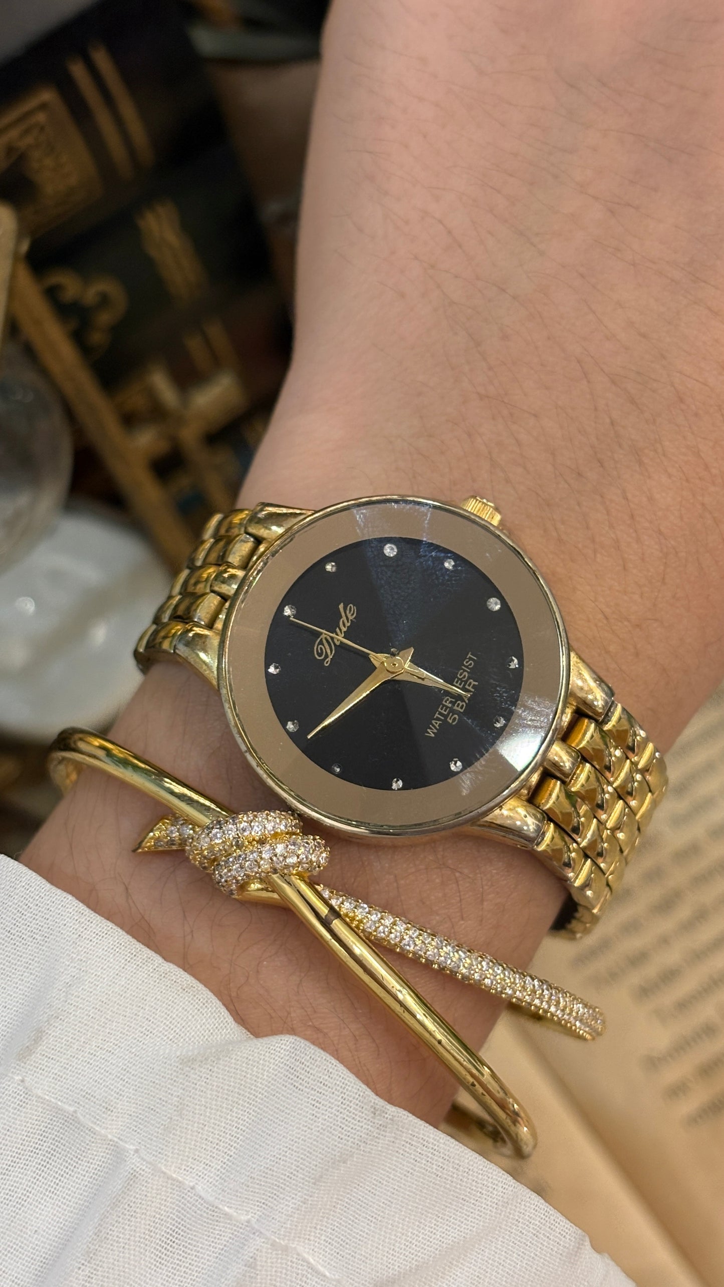 Vintage Dude Minimalist Watch in Gold Tone Black Patterned Dial Quartz