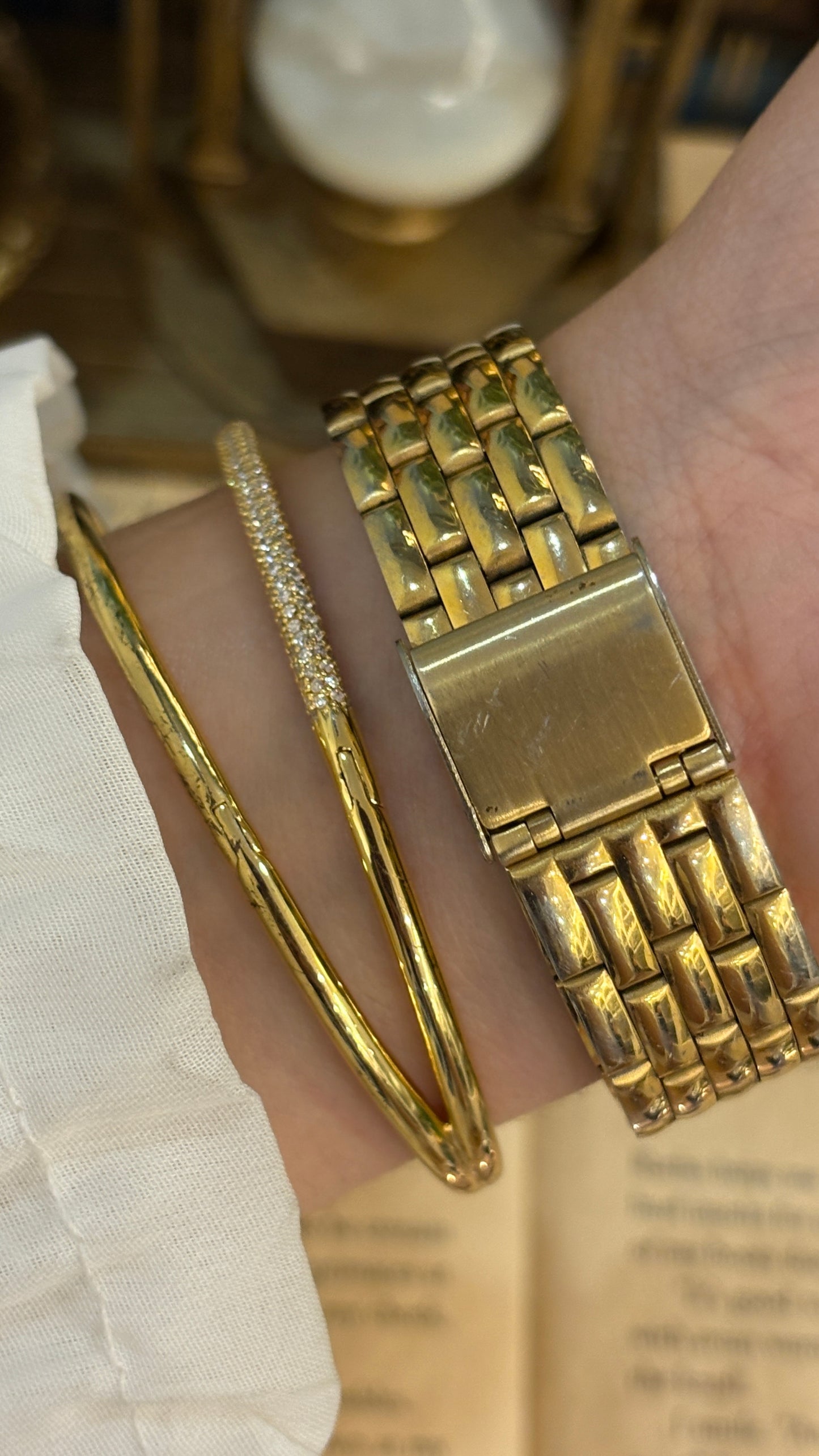 Vintage Dude Minimalist Watch in Gold Tone Black Patterned Dial Quartz