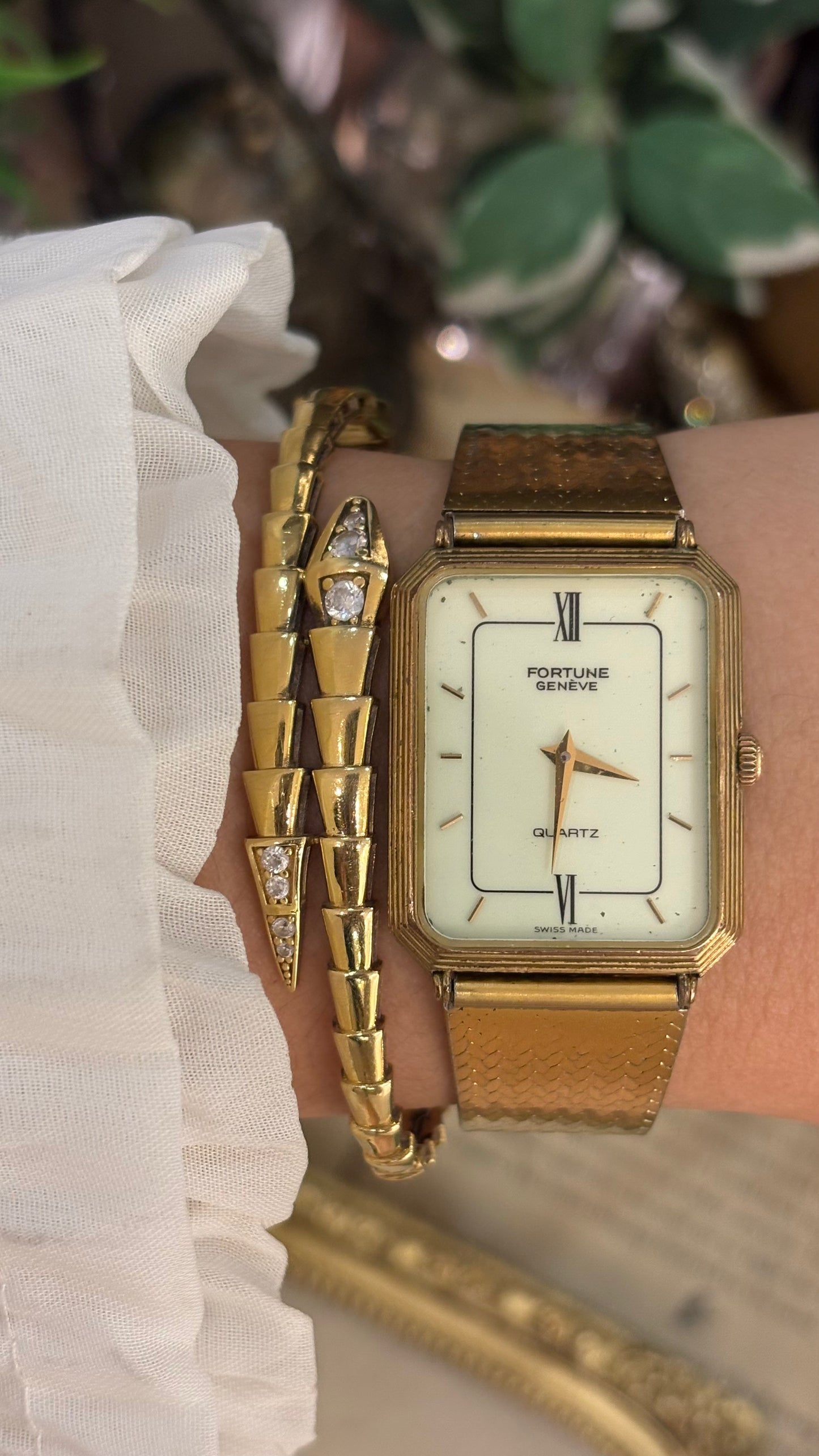 Rare Vintage Fortune Geneve Swiss Mens Tank Dress Watch in Gold Tone Quartz