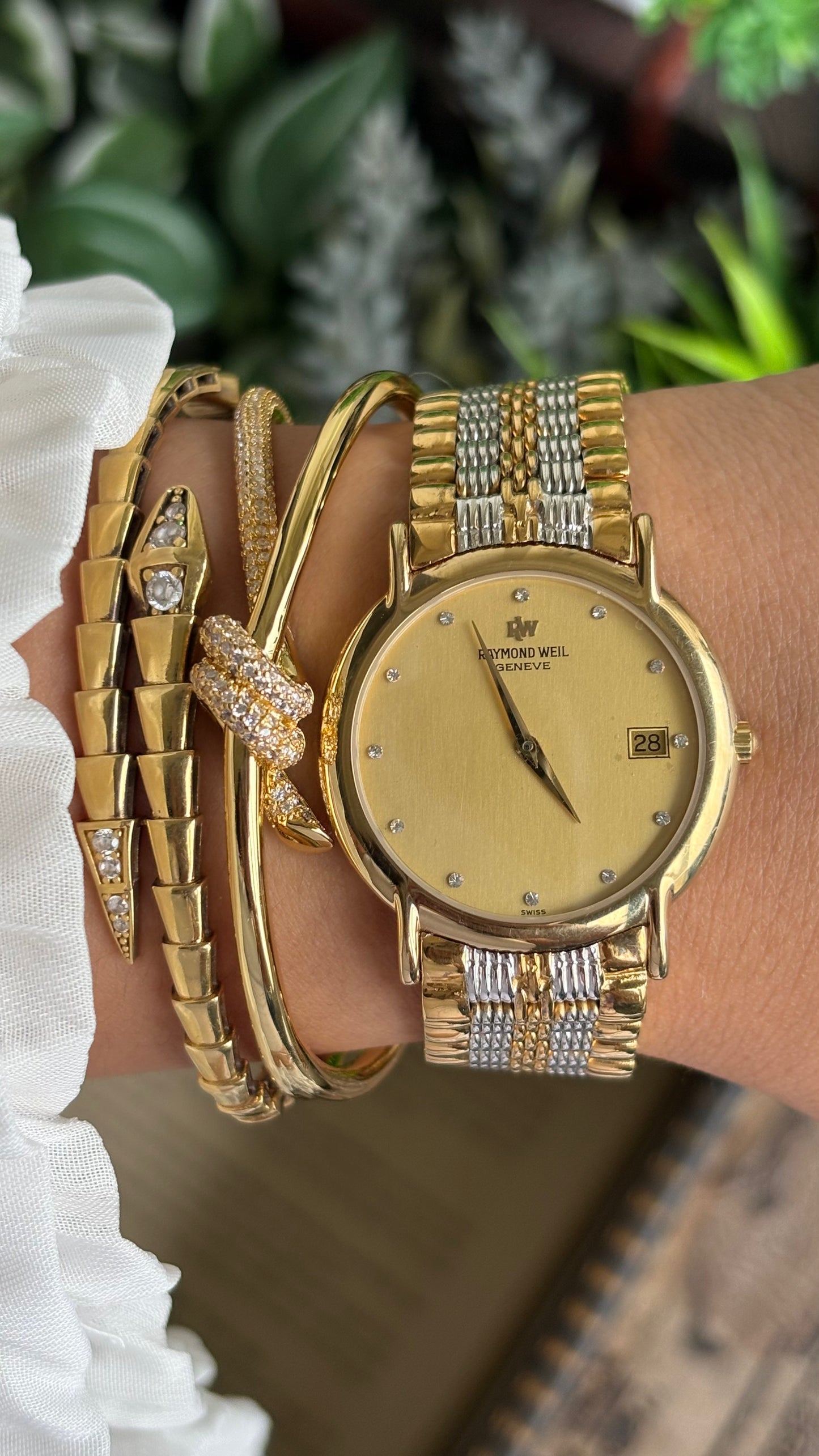 Vintage Raymond Weil Geneve Watch in Two-Tone With Window Date