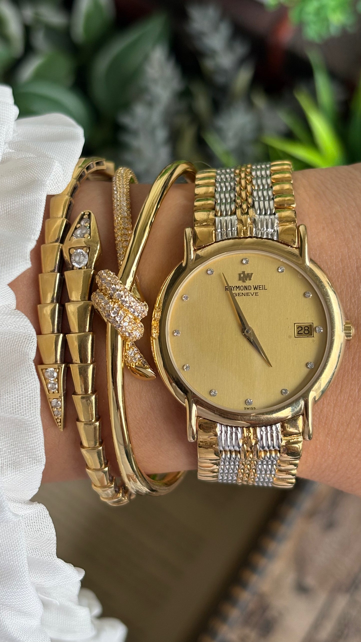 Vintage Raymond Weil Geneve Watch in Two-Tone With Window Date