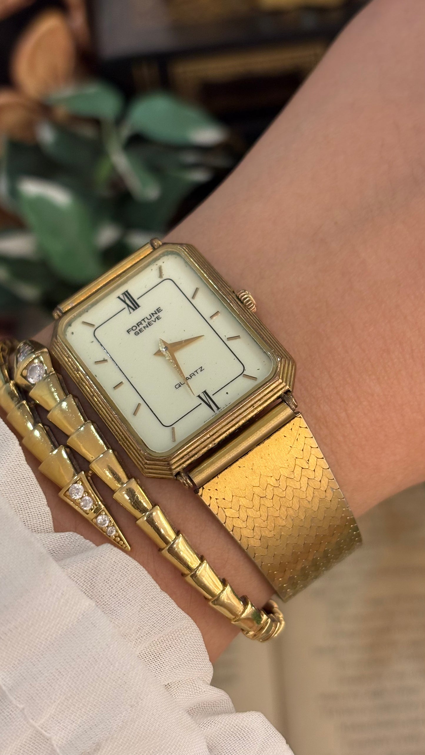 Rare Vintage Fortune Geneve Swiss Mens Tank Dress Watch in Gold Tone Quartz